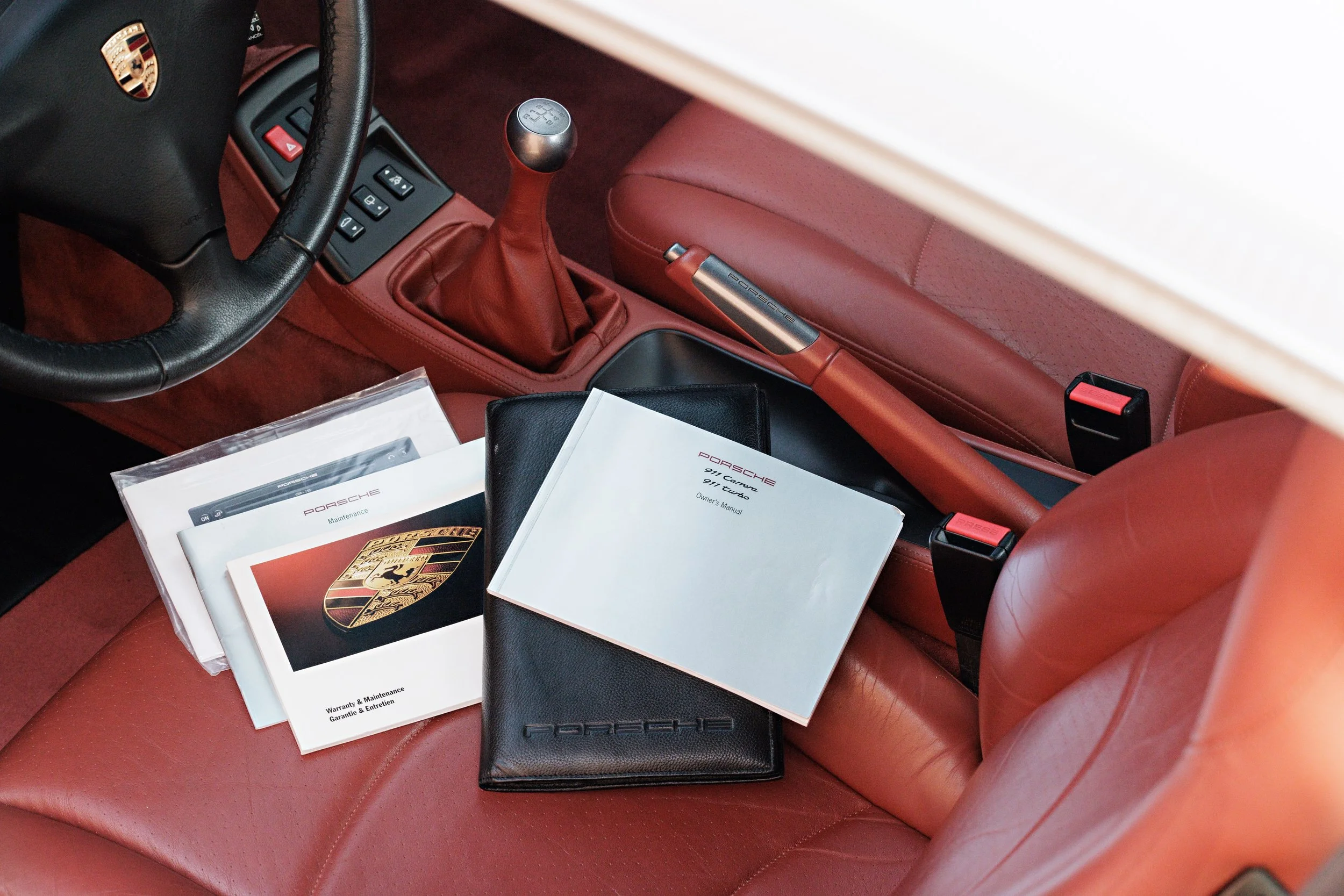 1998 Porsche 993 C2S_18.jpg