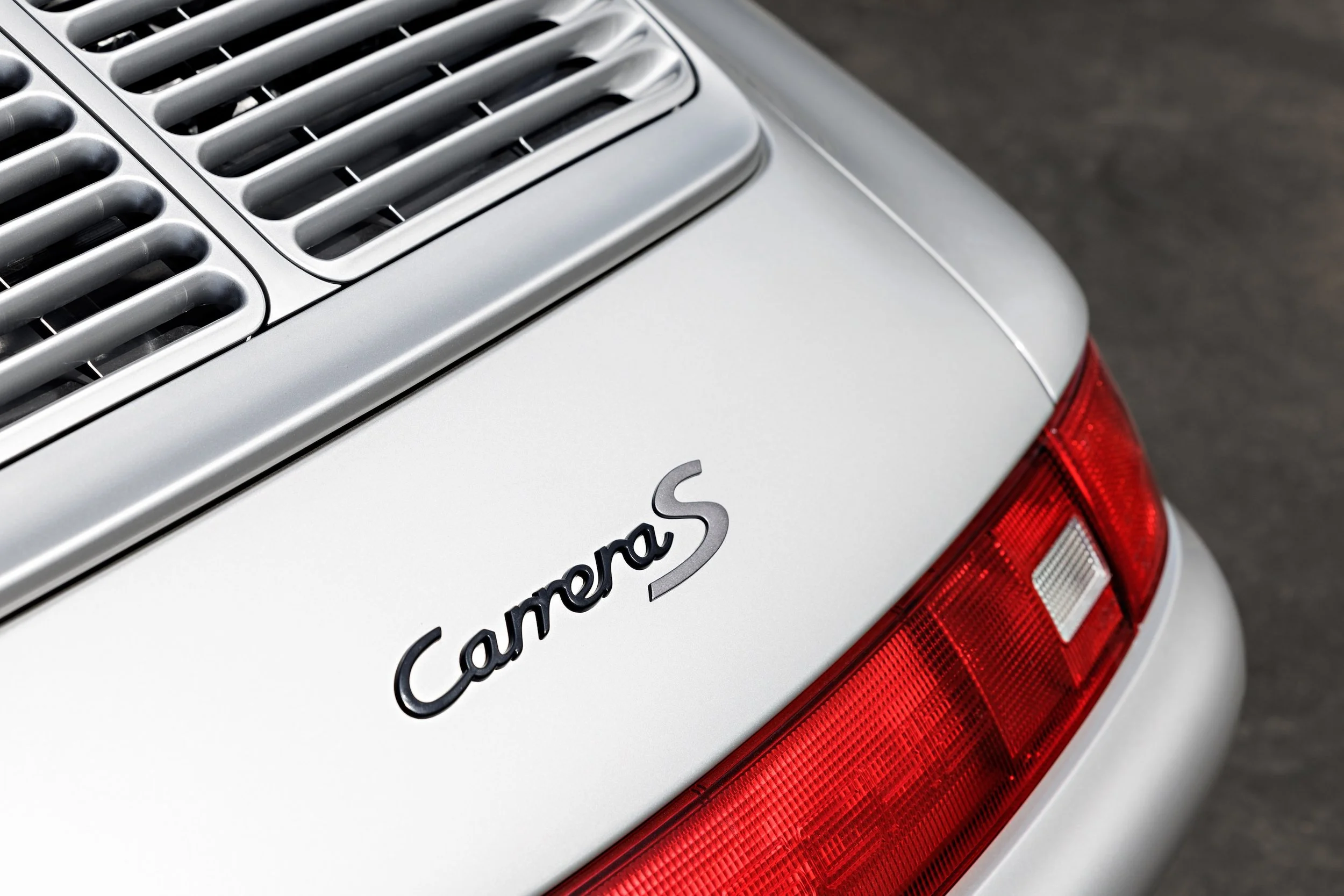 1998 Porsche 993 C2S_21.jpg