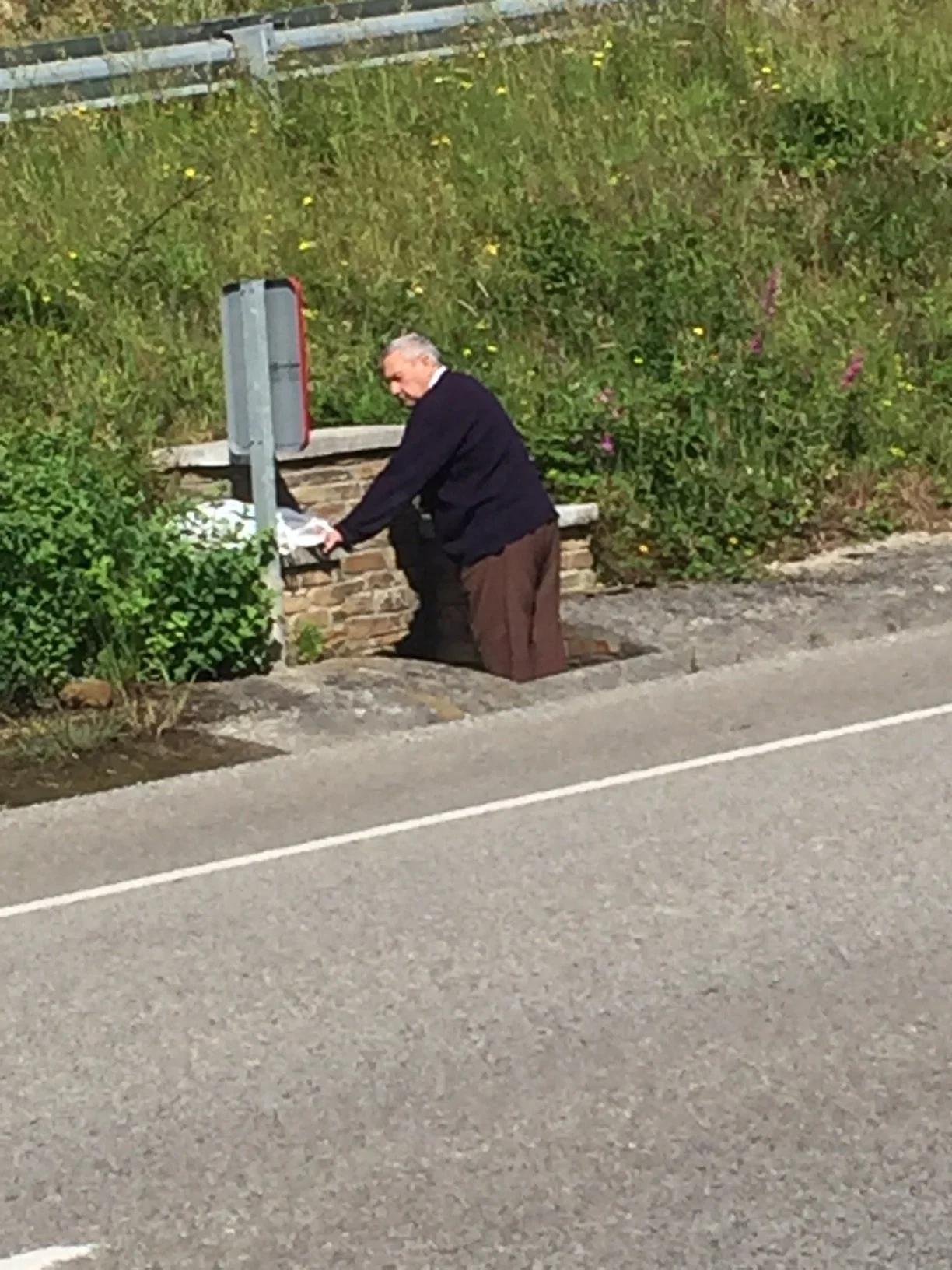No idea what this guy was doing