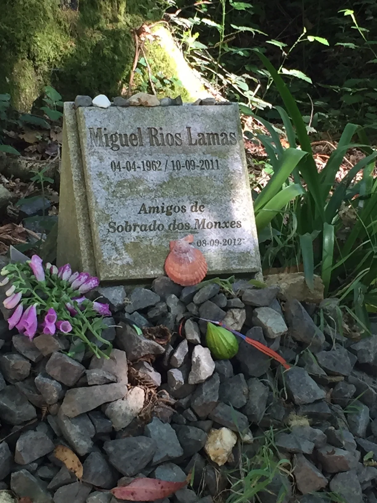 Memorial 2