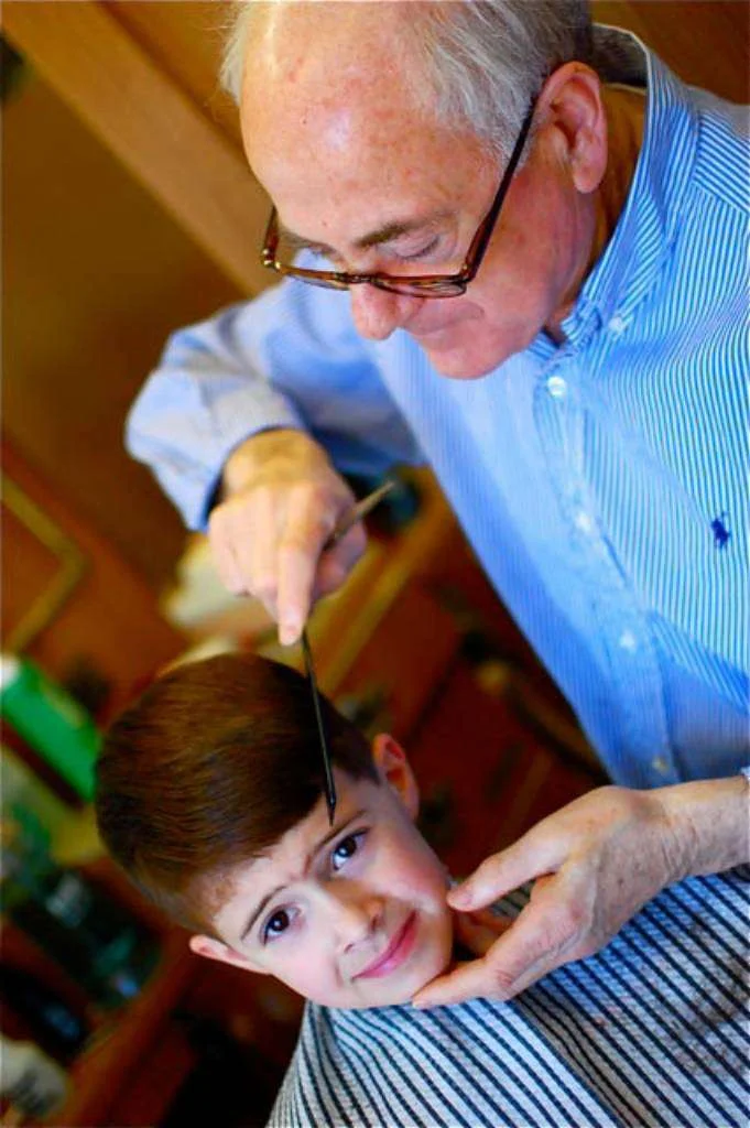 My barber Al