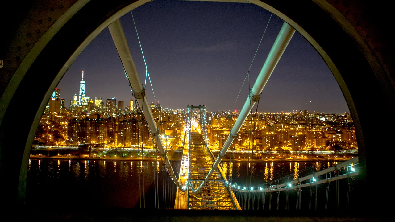 williamsburgbridge-nov10-1992_lead.jpg