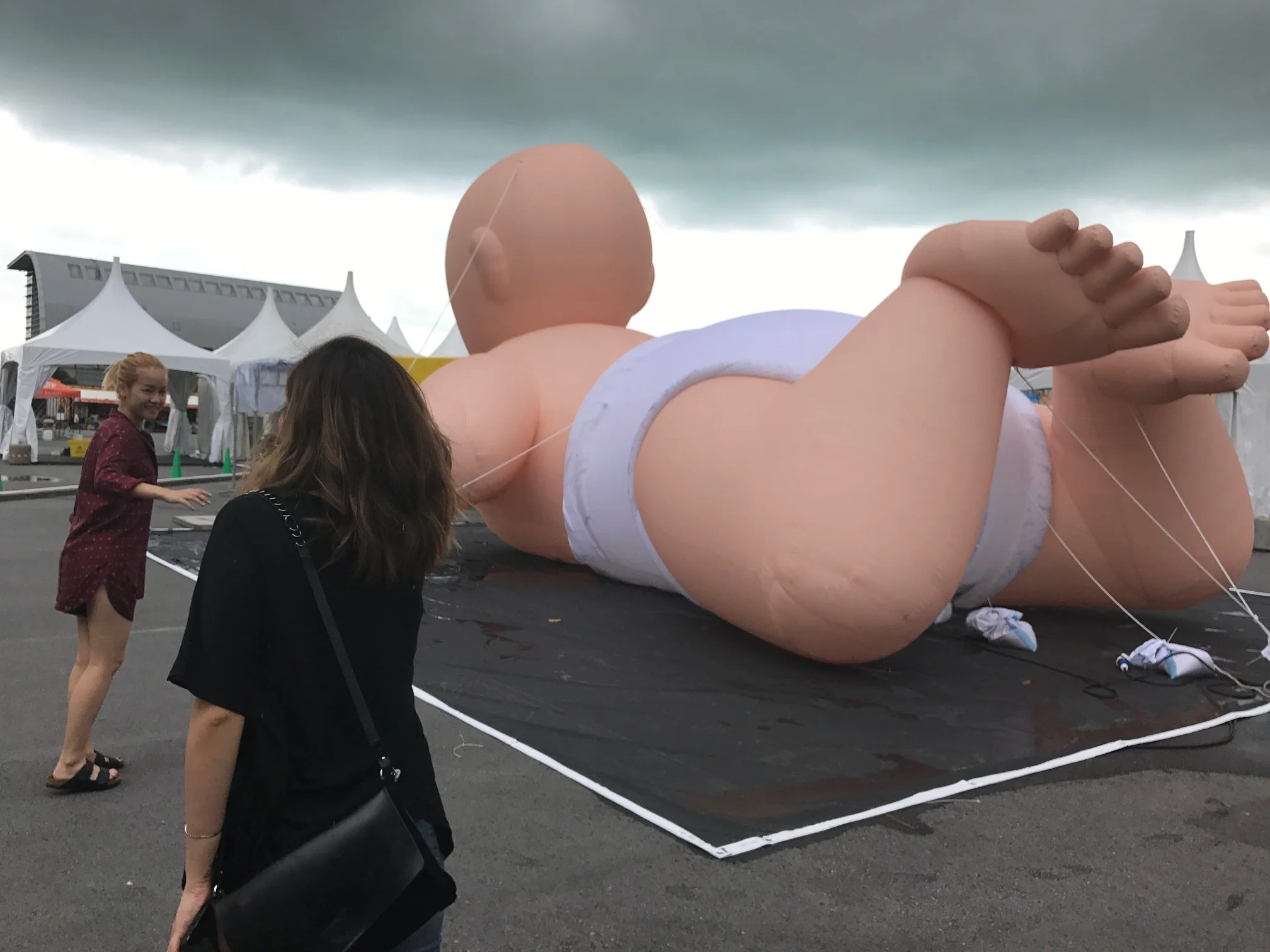They grow HUGE babies in Singapore.