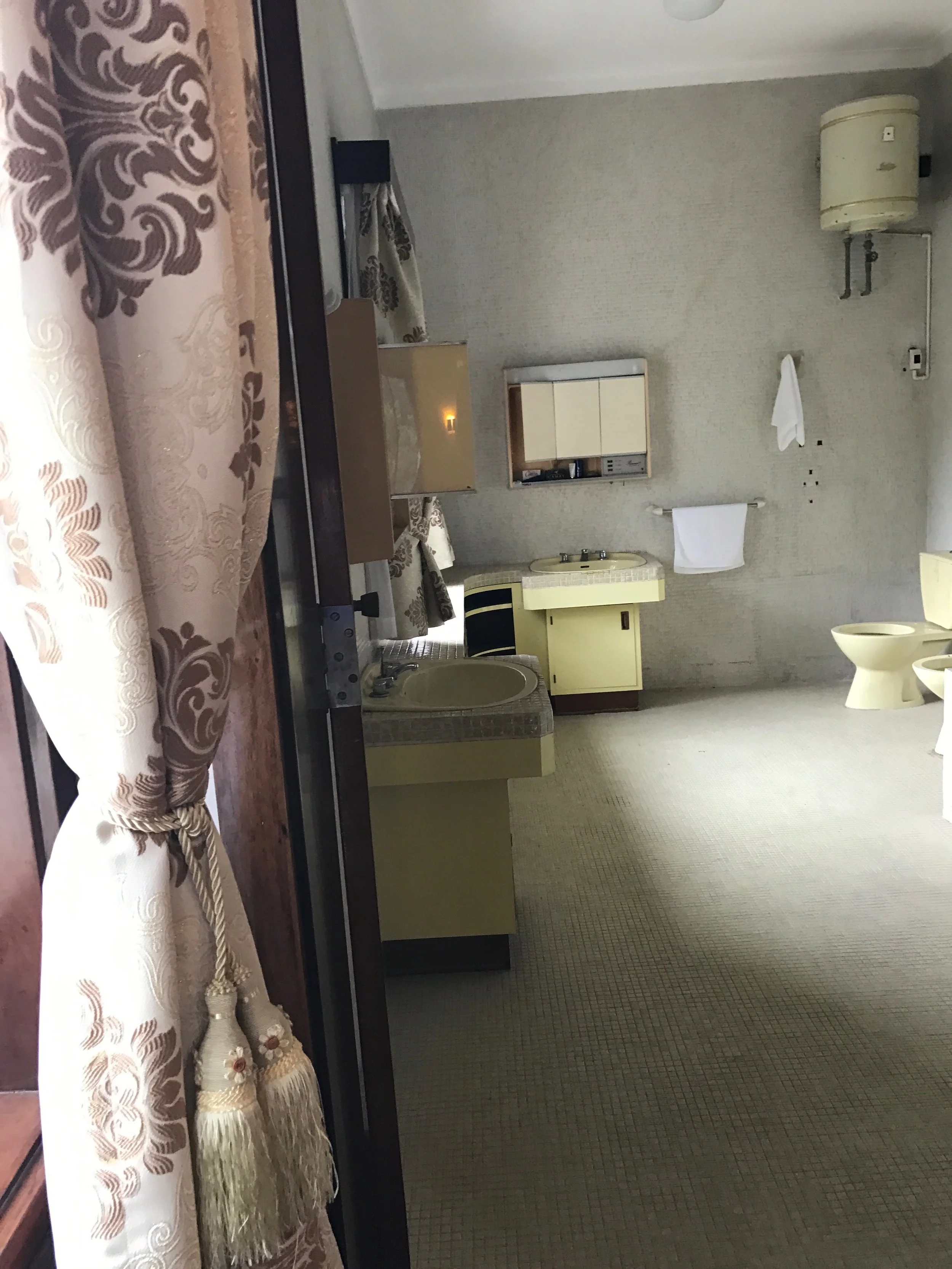 President's bathroom in private quarters