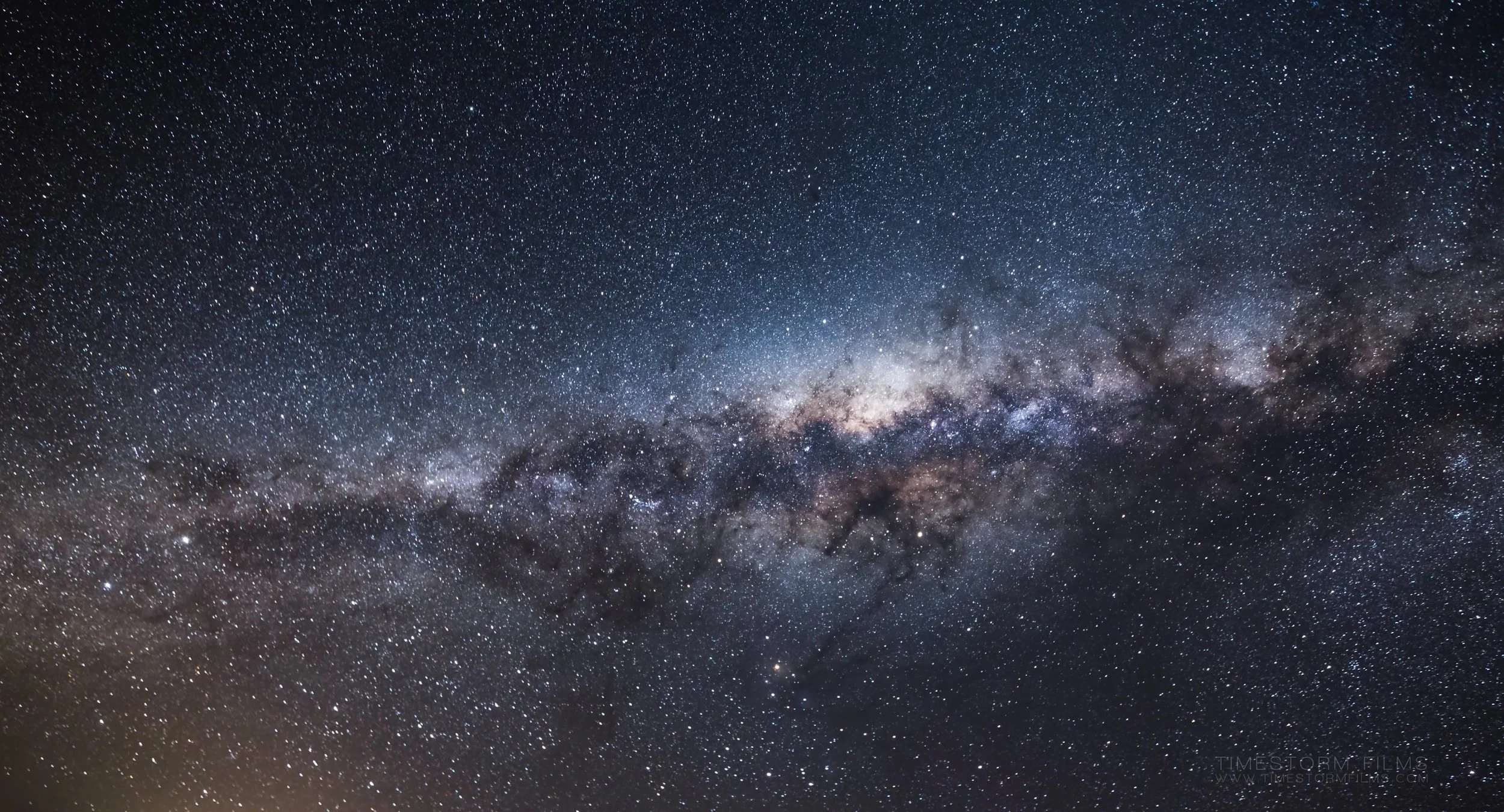 FILM SHARE: NoxAtacama (5:33 mins)