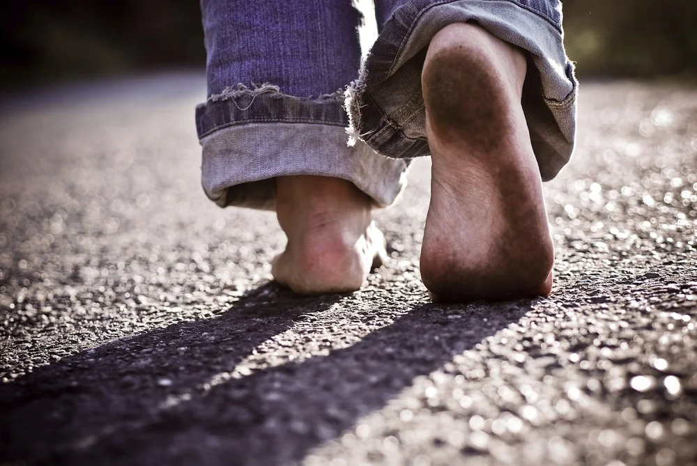 feet-walking-barefoot.jpg