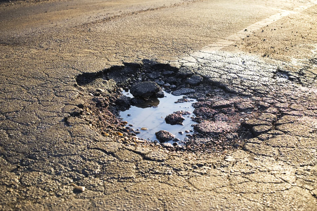Pot-Hole-1024x682.jpg
