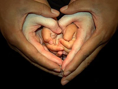 beautiful,family,hands,heart,creative,photography,love-c0c1530779057fa2191896e97e986ea0_h.jpg