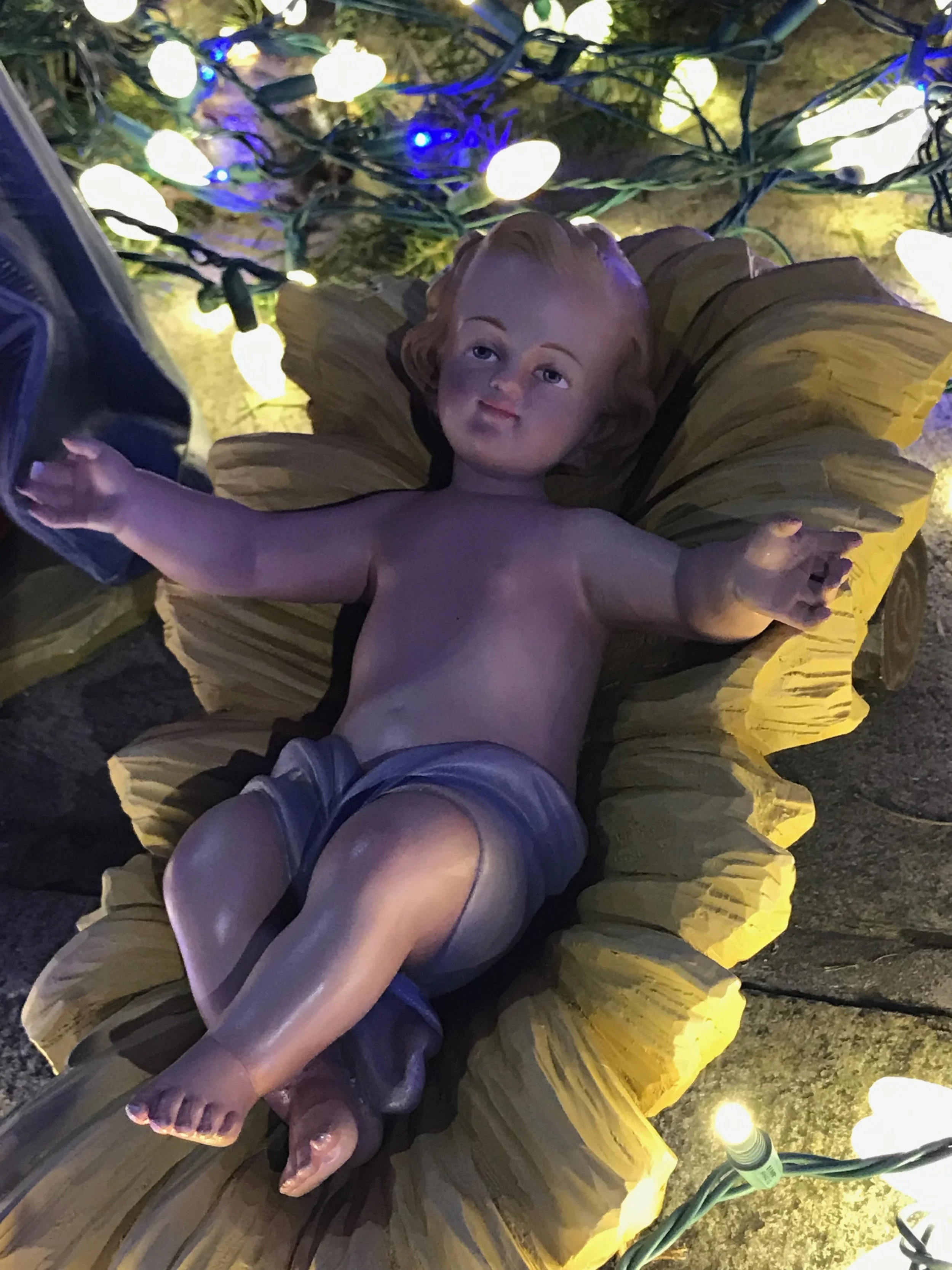 With broken fingers.  On Christmas.