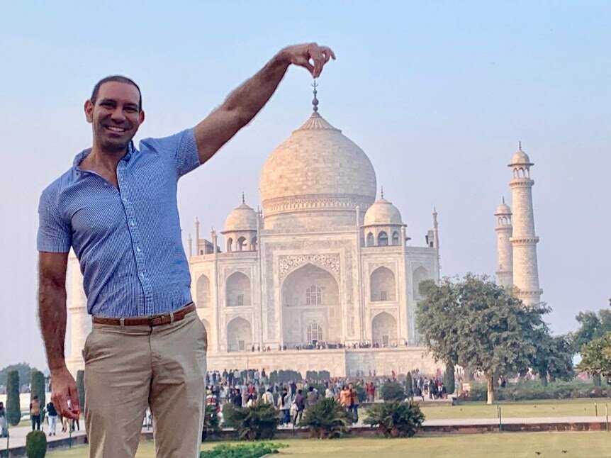 Fadi at Taj Mahal, India (IntroverTravels)