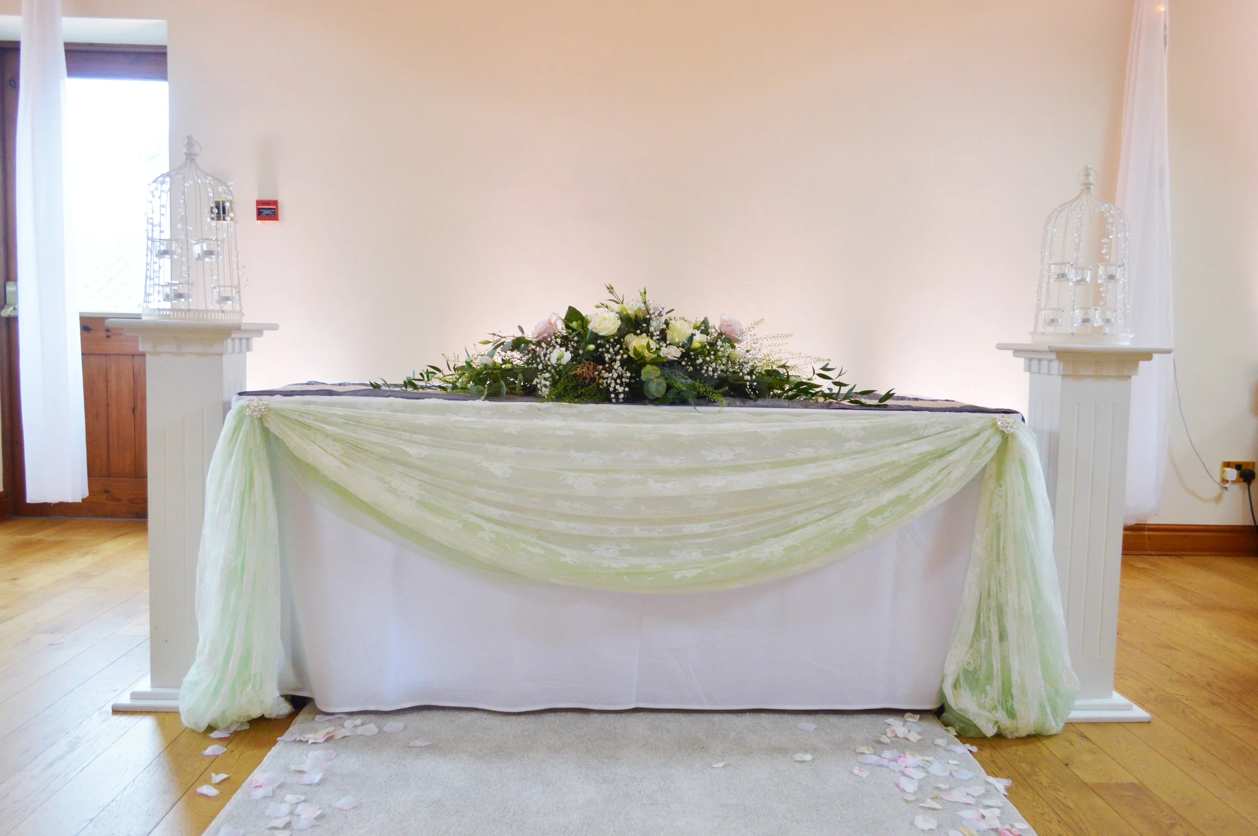 Registrar drape