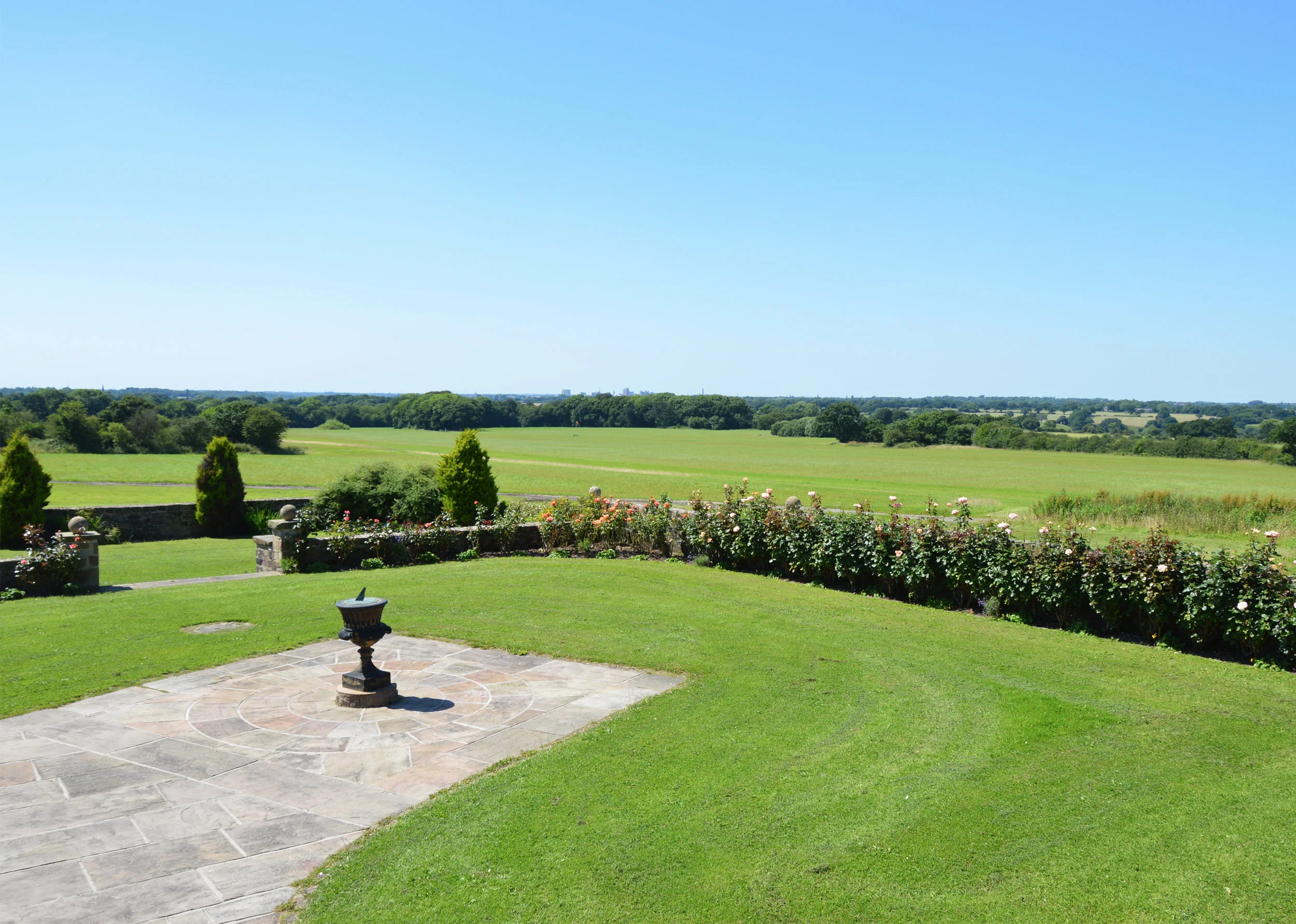 11 Gardens Right.jpg