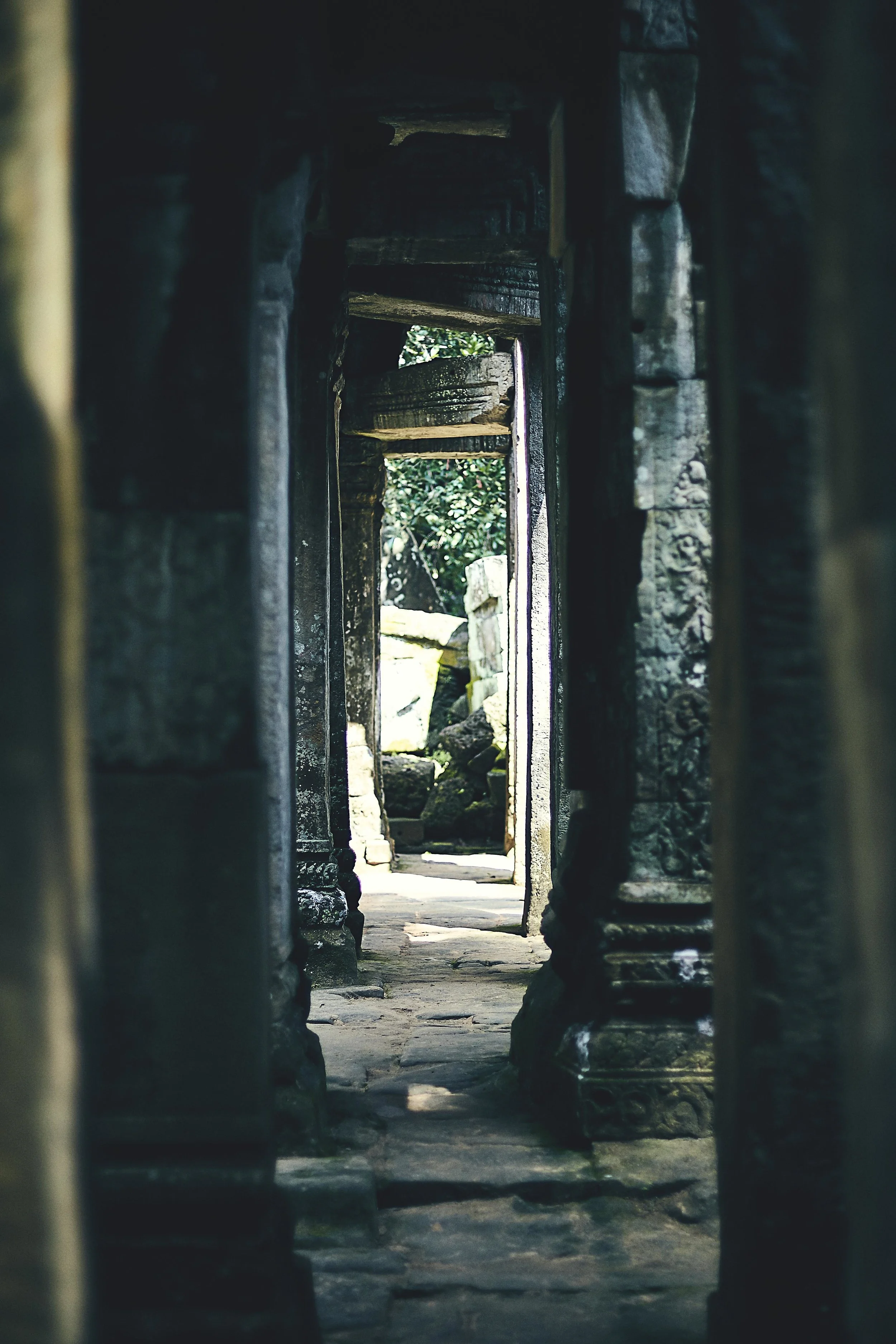 AW_ANGKOR_WAT_CAMBODIA_701 copy.jpg