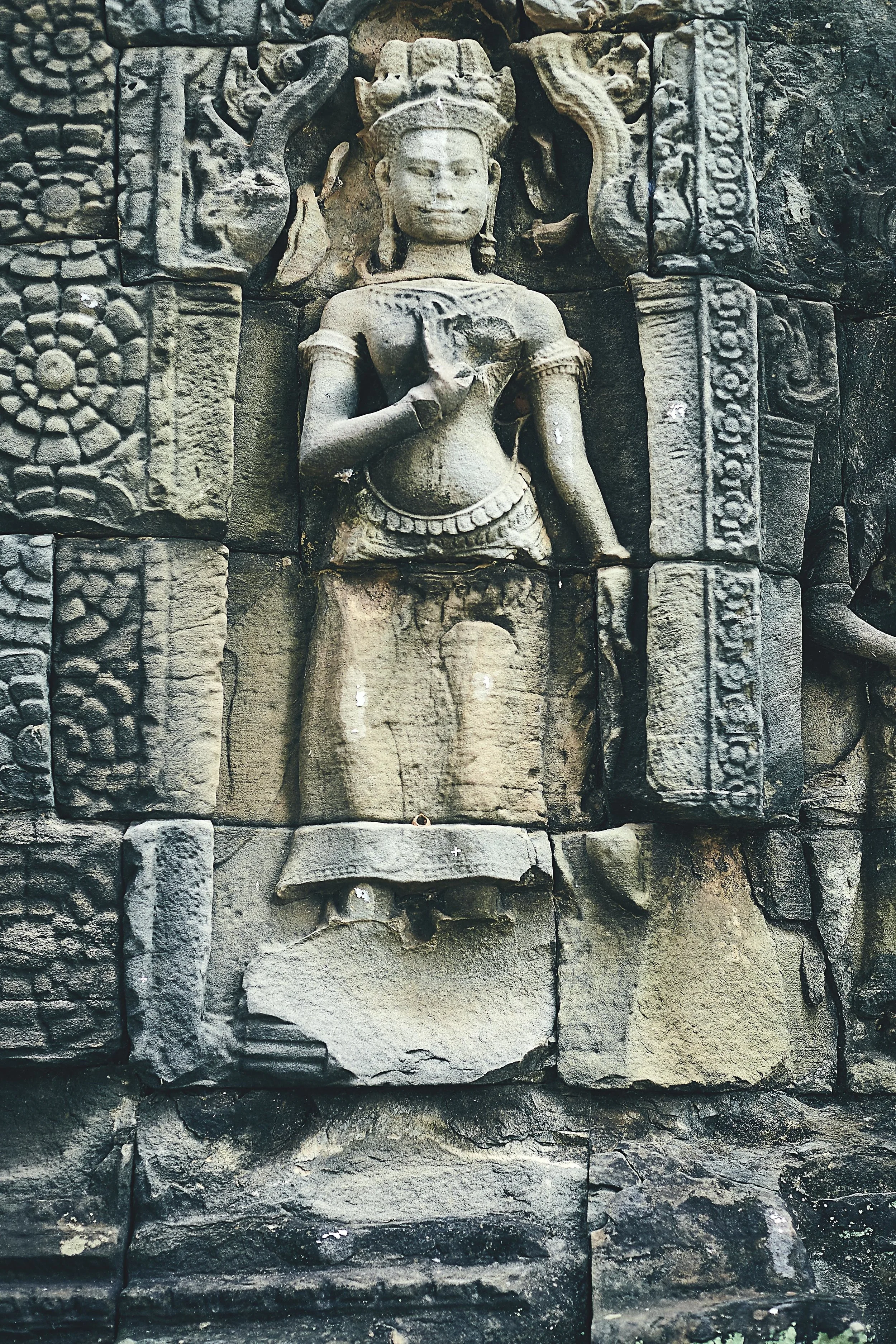 AW_ANGKOR_WAT_CAMBODIA_722 copy.jpg