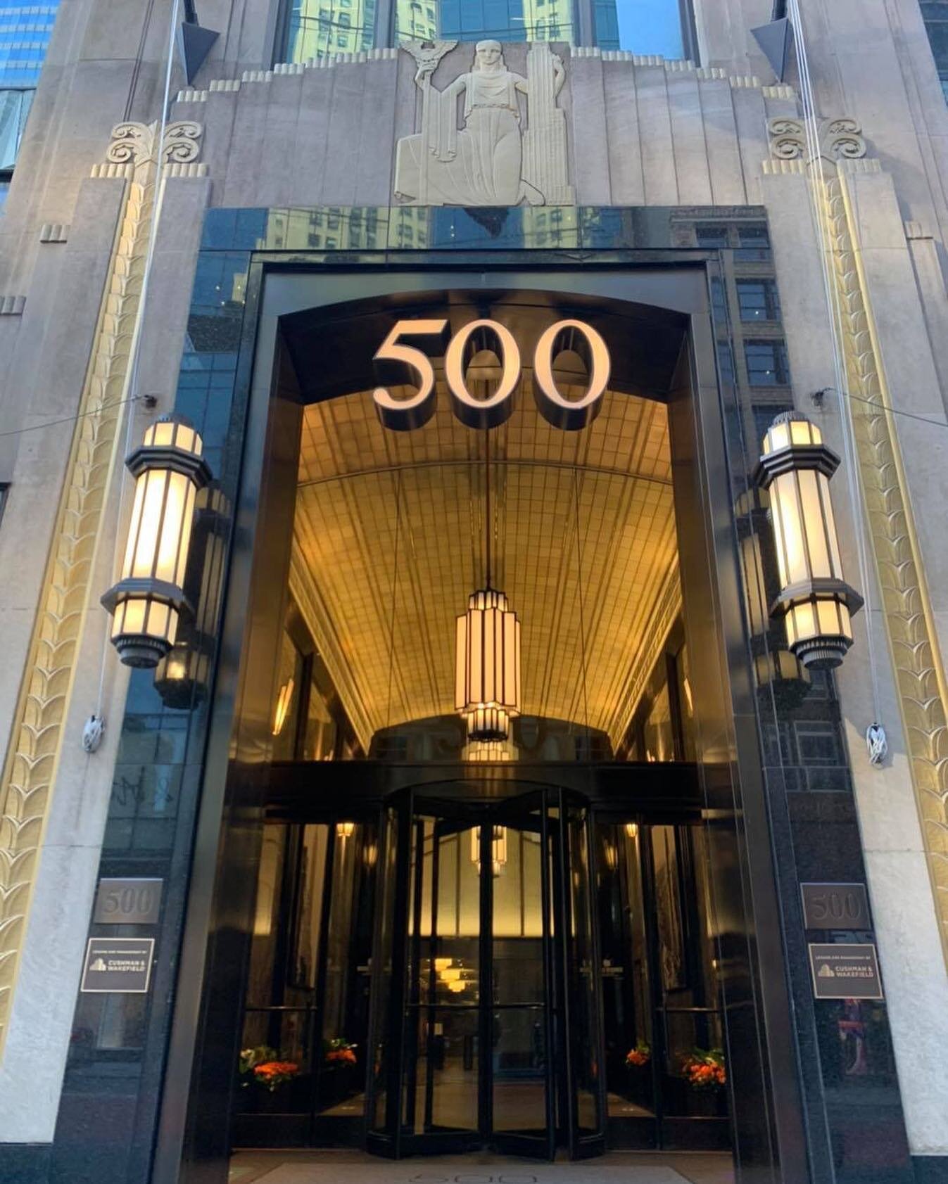 On our Art Deco &amp; Landmarks of Midtown Tour, we visit numerous historic buildings, particularly focusing on how Art Deco architecture came to define the skyscraper age in pre-war New York.

The tour is available several mornings each week&hellip;