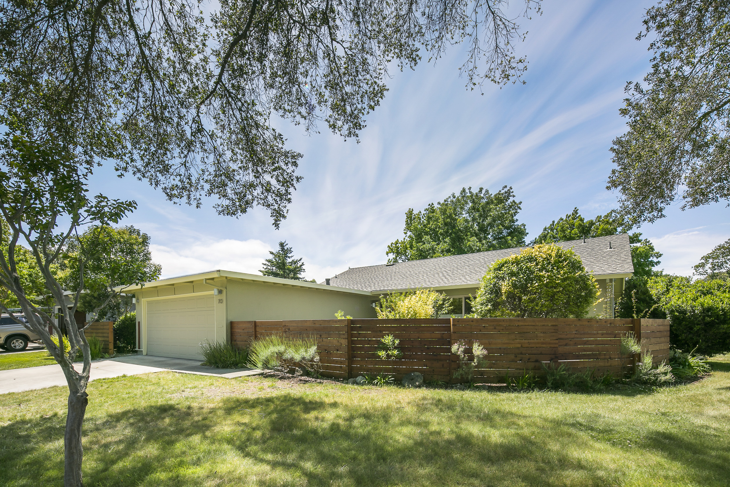 70 TEMELEC CIRCLE view the website