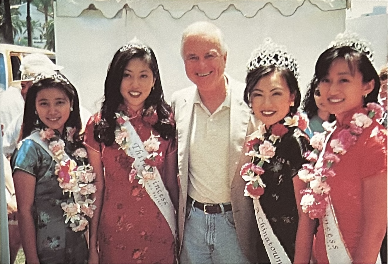 Miss Chinatown and Mayor Richard Riordan
