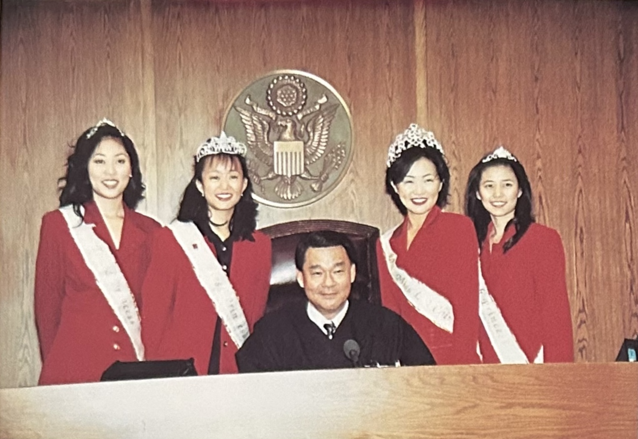 Visit to Honorable Judge Ronald Lew's Chamber