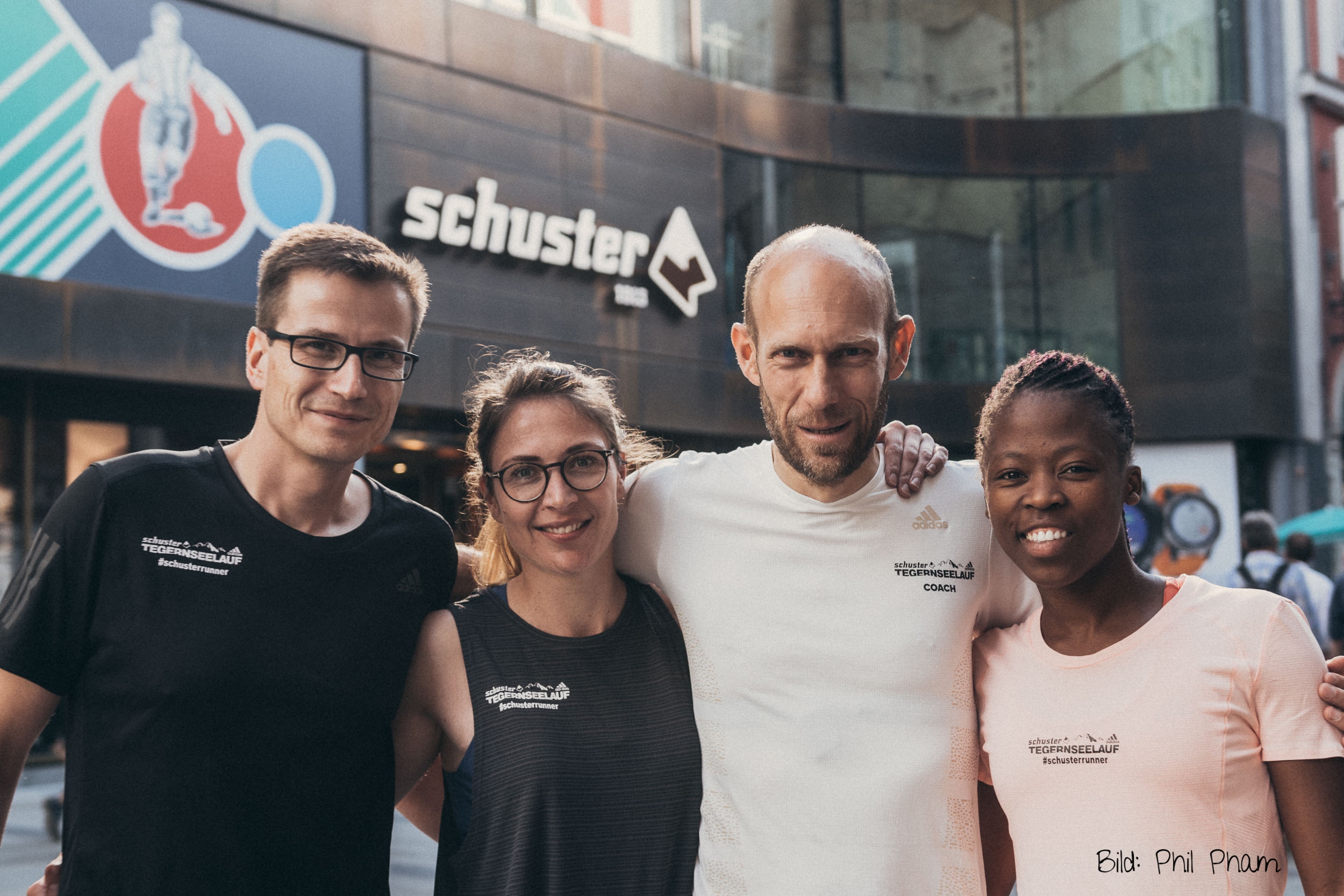 Mit unserem Coach Olaf (2. von rechts)