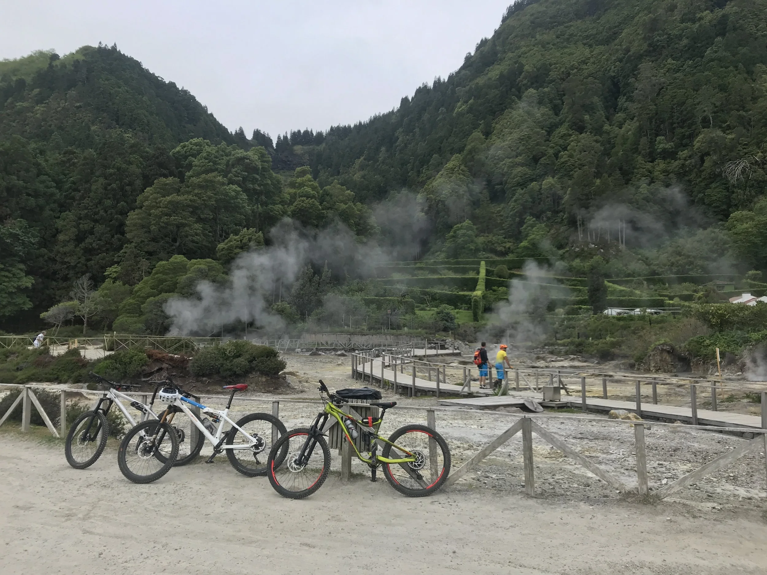 Mehr Caldeiras am Lago das Furnas