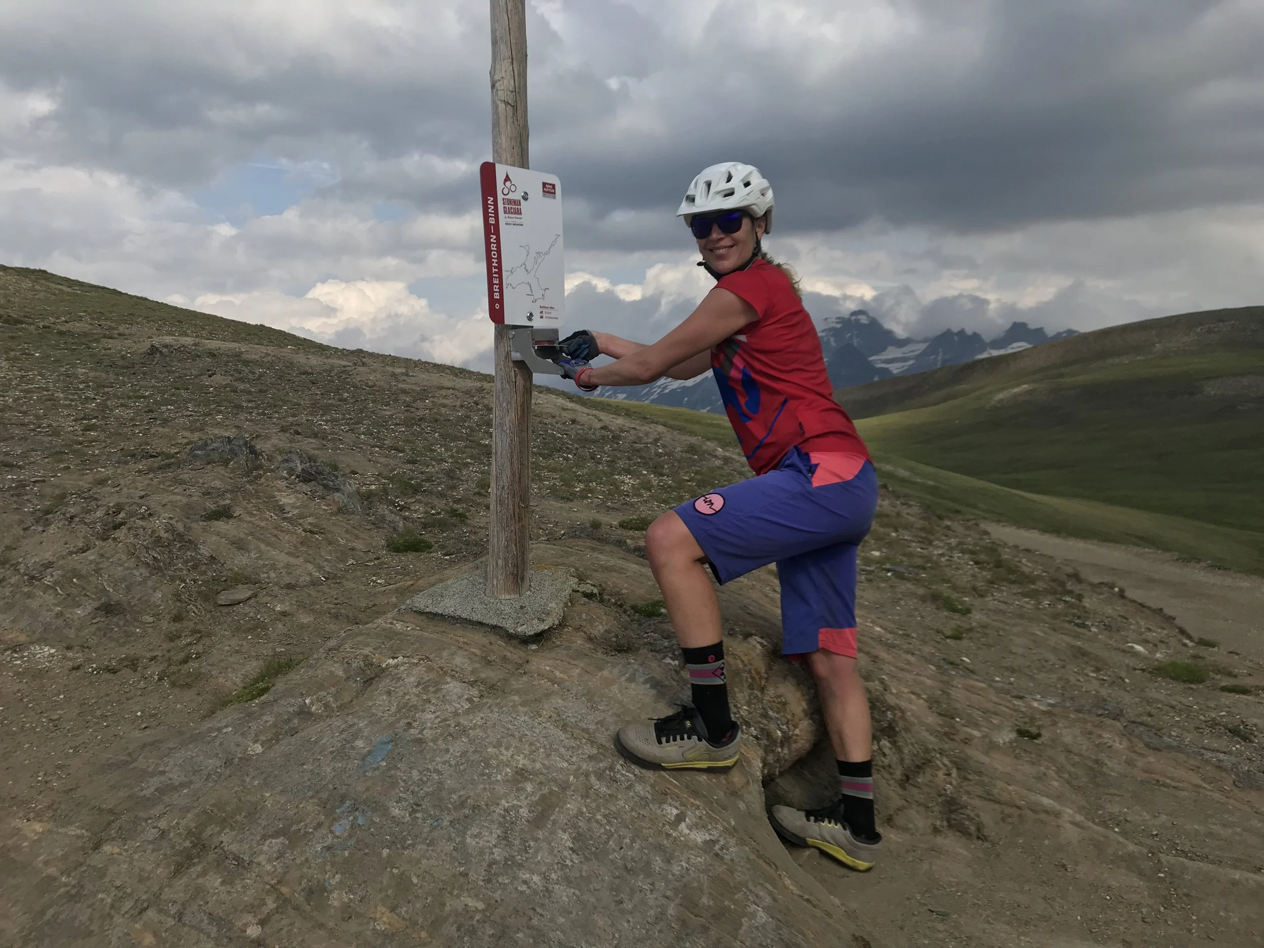 Aber auch die schaffen wir - und freuen uns über den Stempel am Checkpoint Breithorn