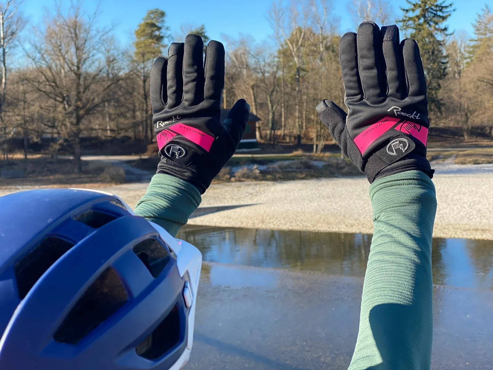 Warme Hände beim Mountainbiken im Winter dank Raketentechnik 