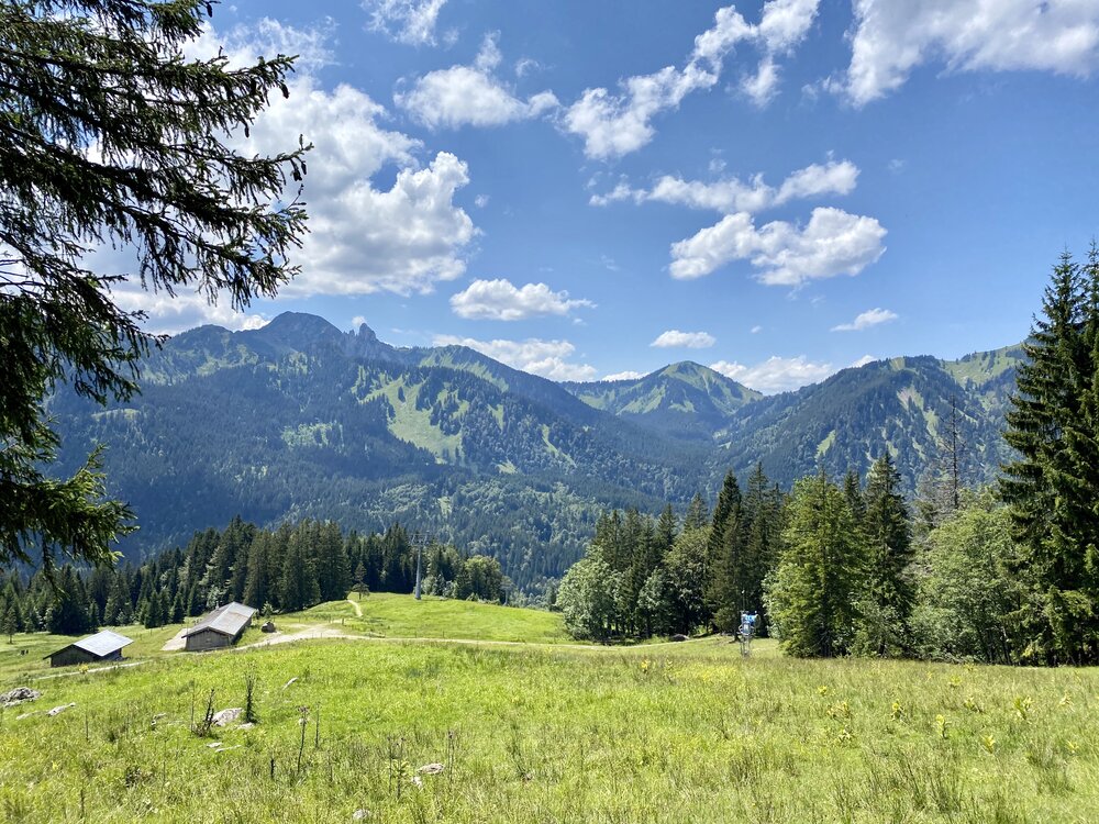 Blick zurück auf dem Weg zum Suttenstein