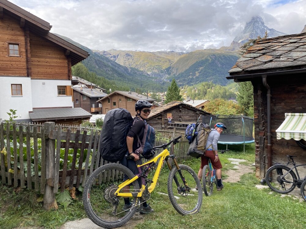 Gepäcktransport im autofreien Zermatt  #1