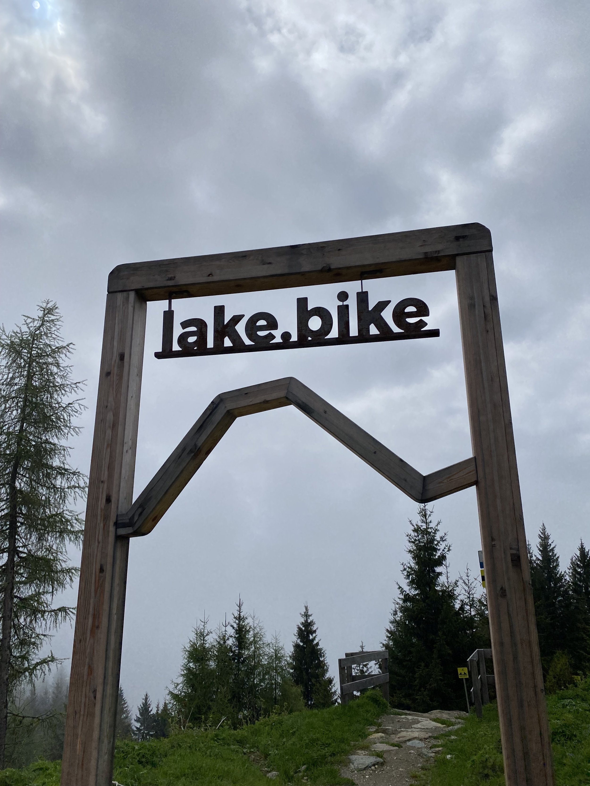 Einstieg zum PROlitzen mit dem charakteristischen Lake.bike-Logo // (C) Joana Schmidtjansen