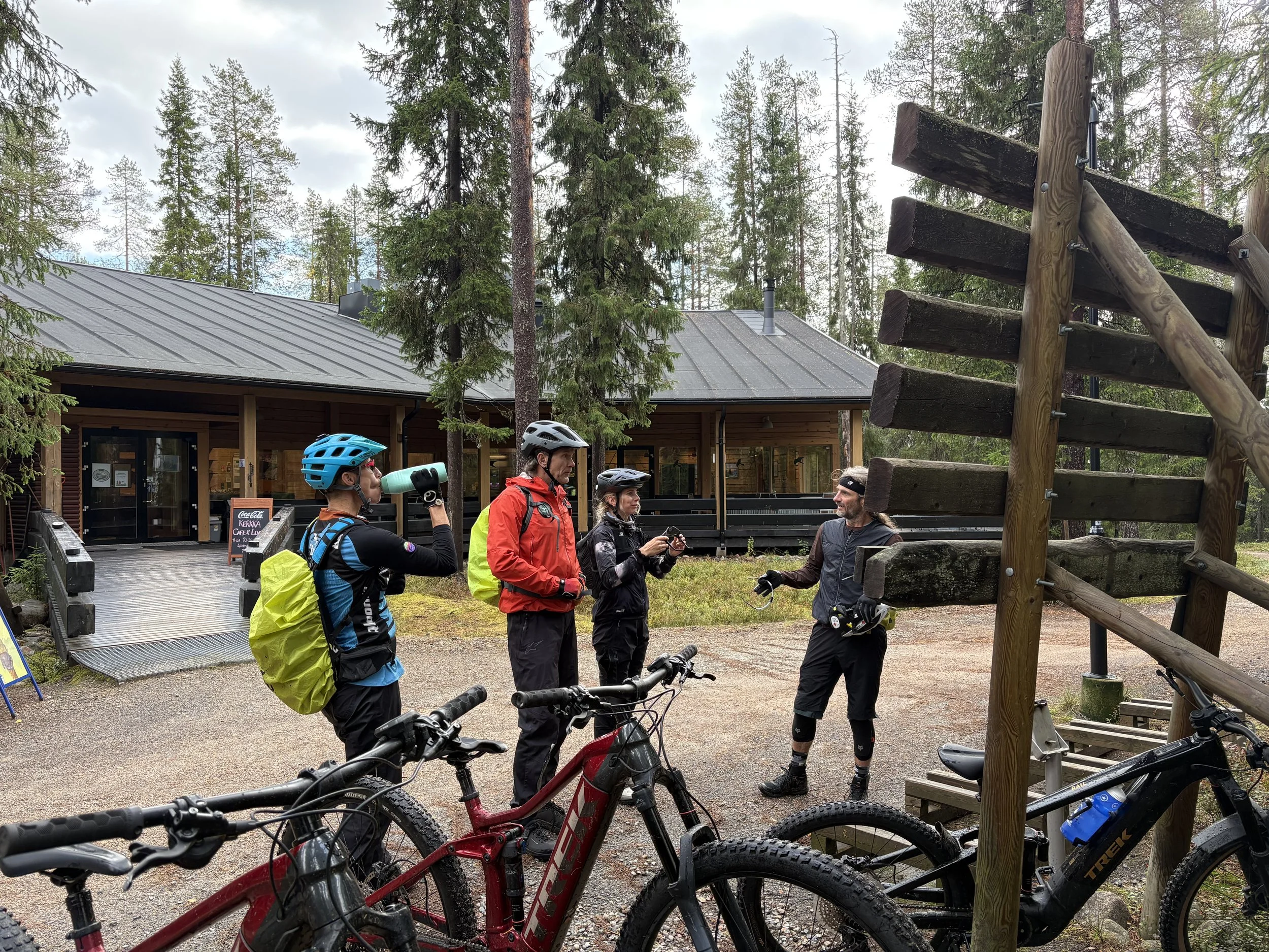 Vor dem Besucherzentrum des Nationalparks