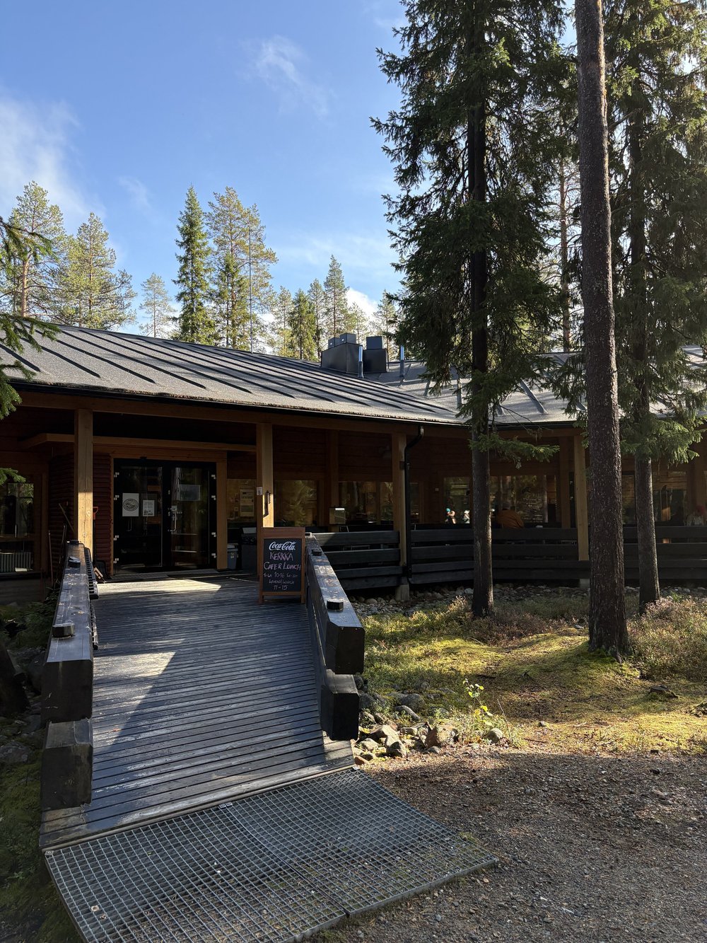 Das Besucherzentrum des Nationalparks Syöte mit Café Kerkka