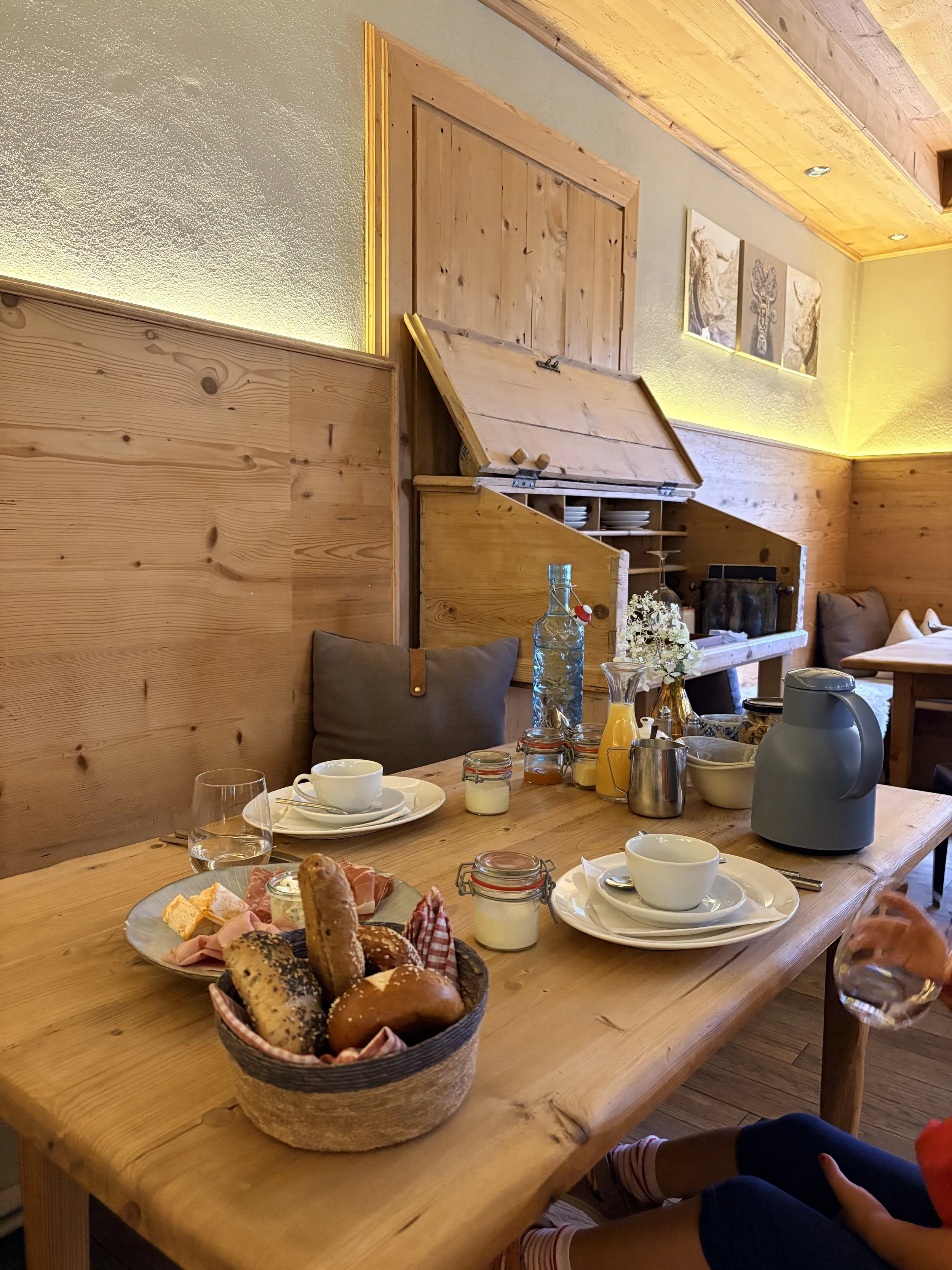 Unser Frühstückstisch im Moarwirt.