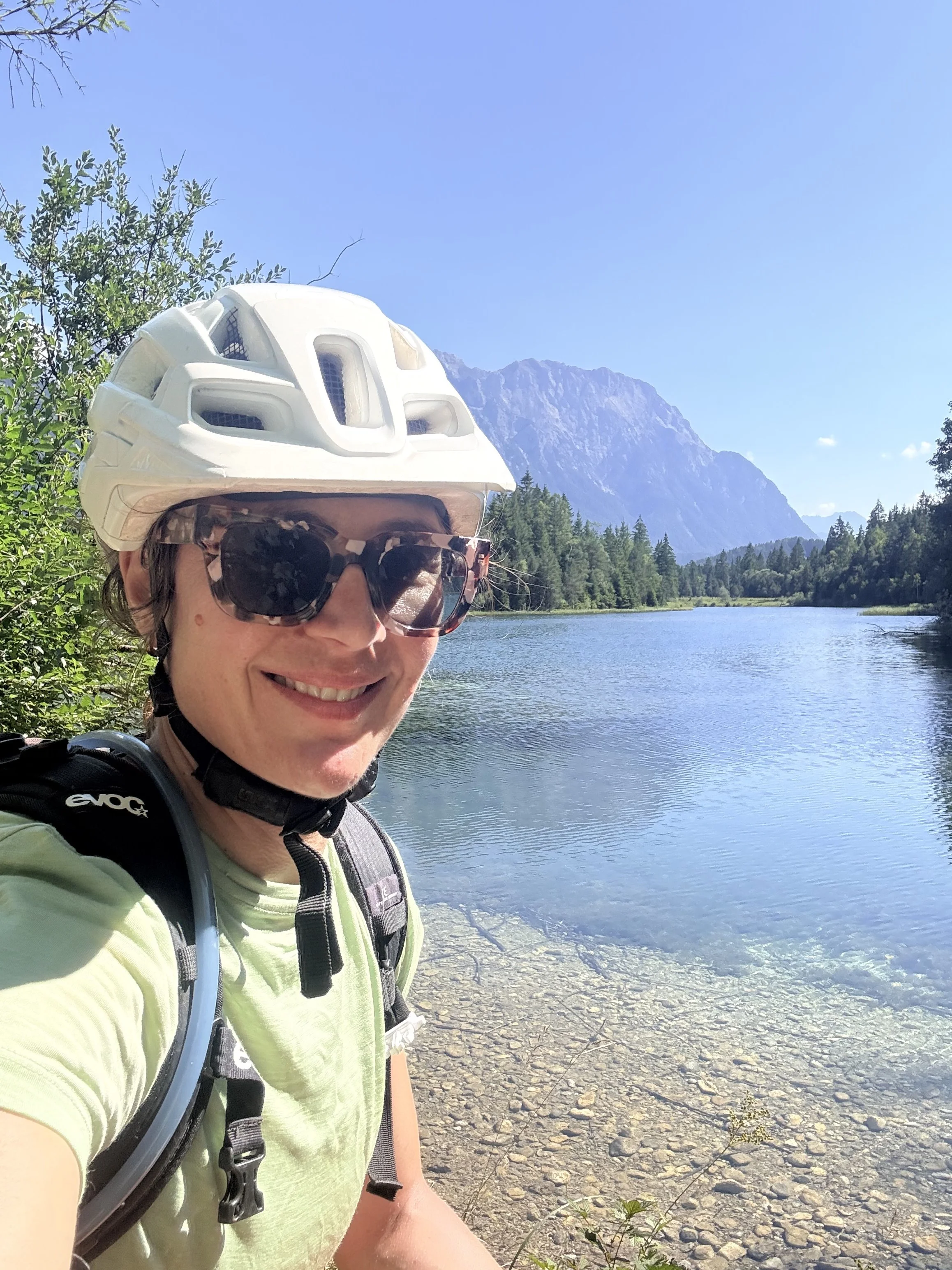 Alleine fahre ich die letzten Kilometer zum Campingplatz.