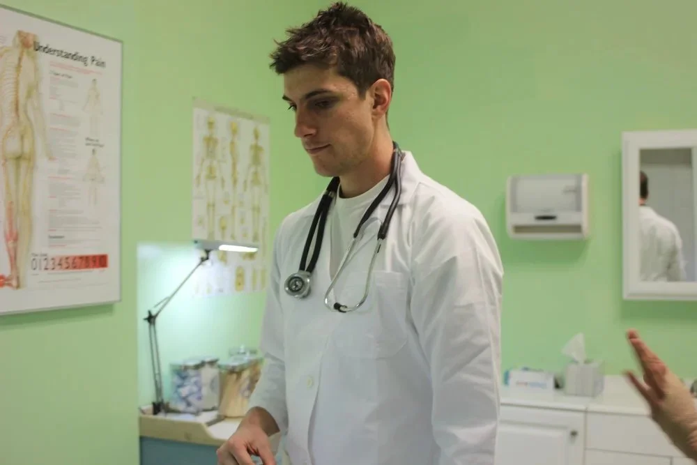 Does It Hurt When I Do This