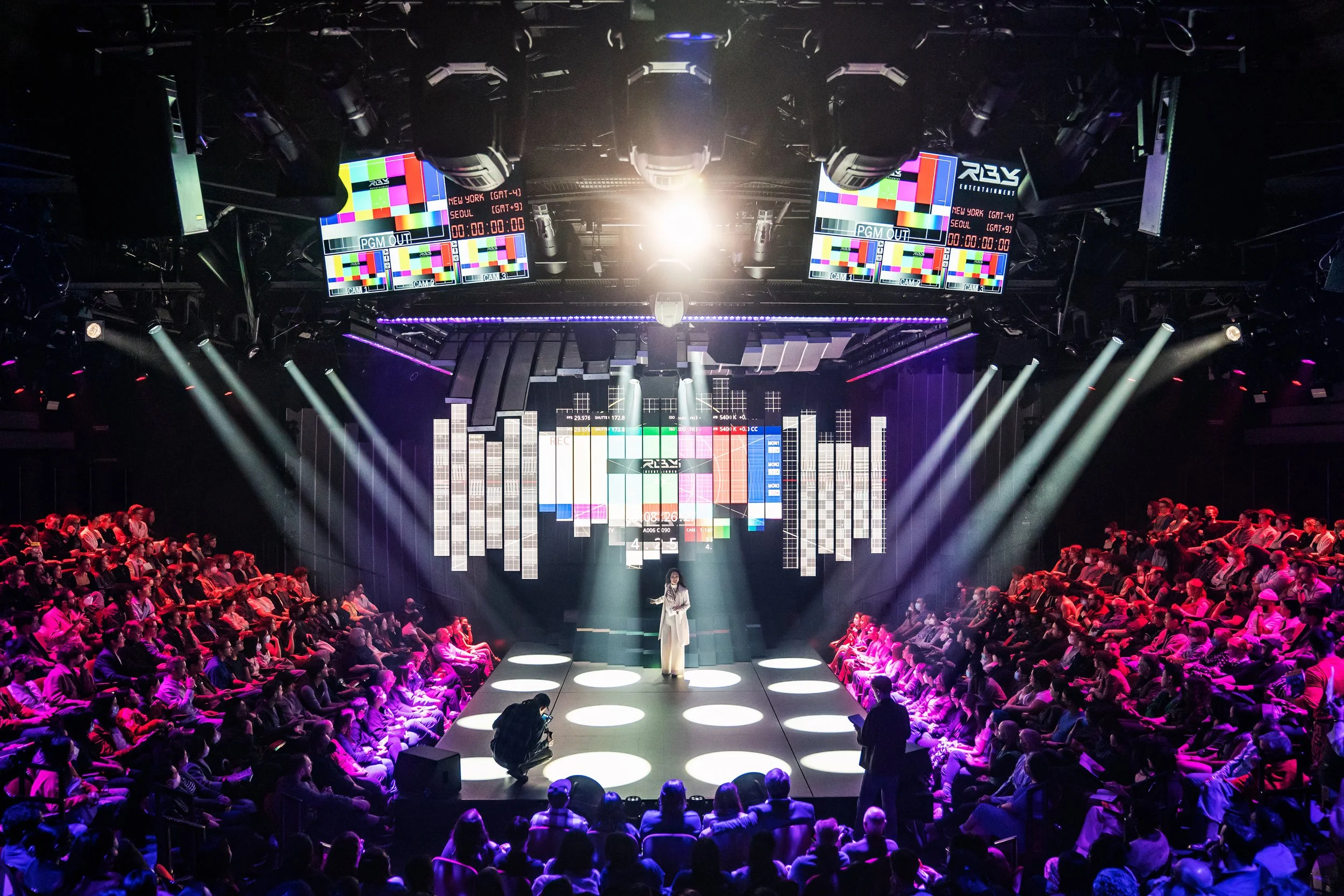 KPOP_BROADWAY_11_02_22_S_1189_PJZEDIT_v002 small.jpg