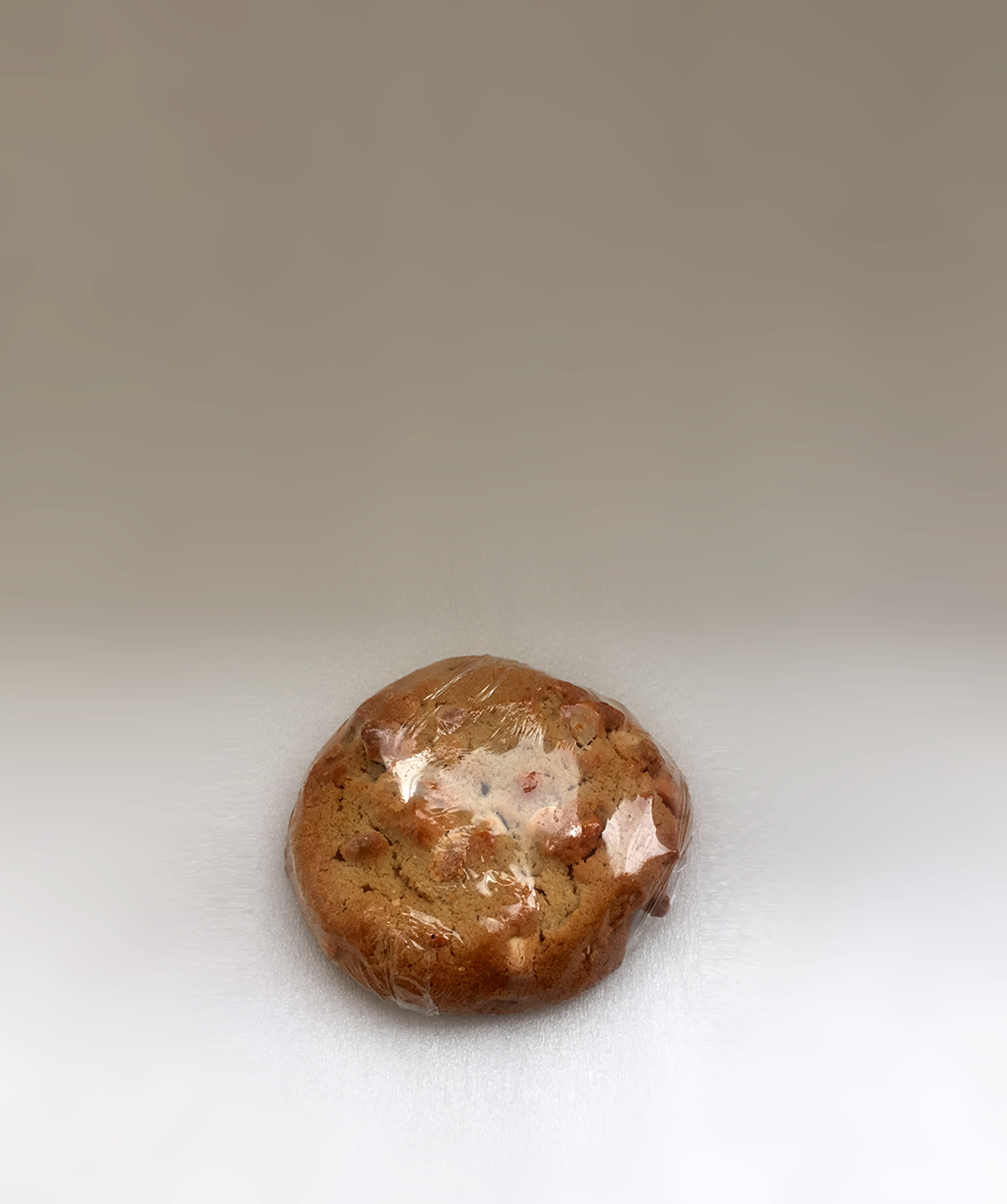 Macadamia-White-Chocolate-Landing-01.png