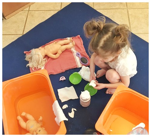 How To Set Up the EASIEST Baby Doll-Washing Station Using Stuff