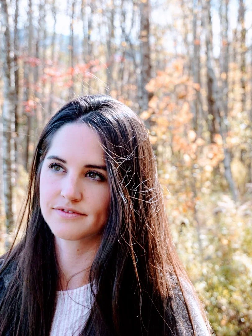 LEAF PEEPING IN STOWE