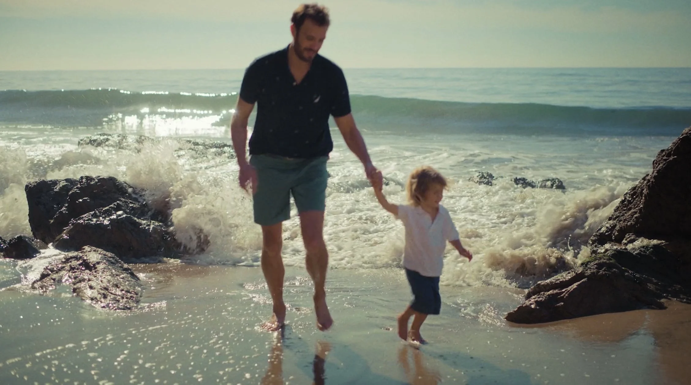 Nautica_SS21_Family_30_16x9