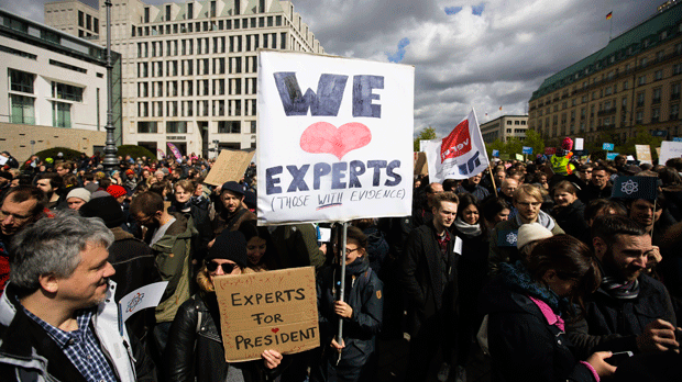 A blow-by-blow of Trump's battles with scientists in 2017