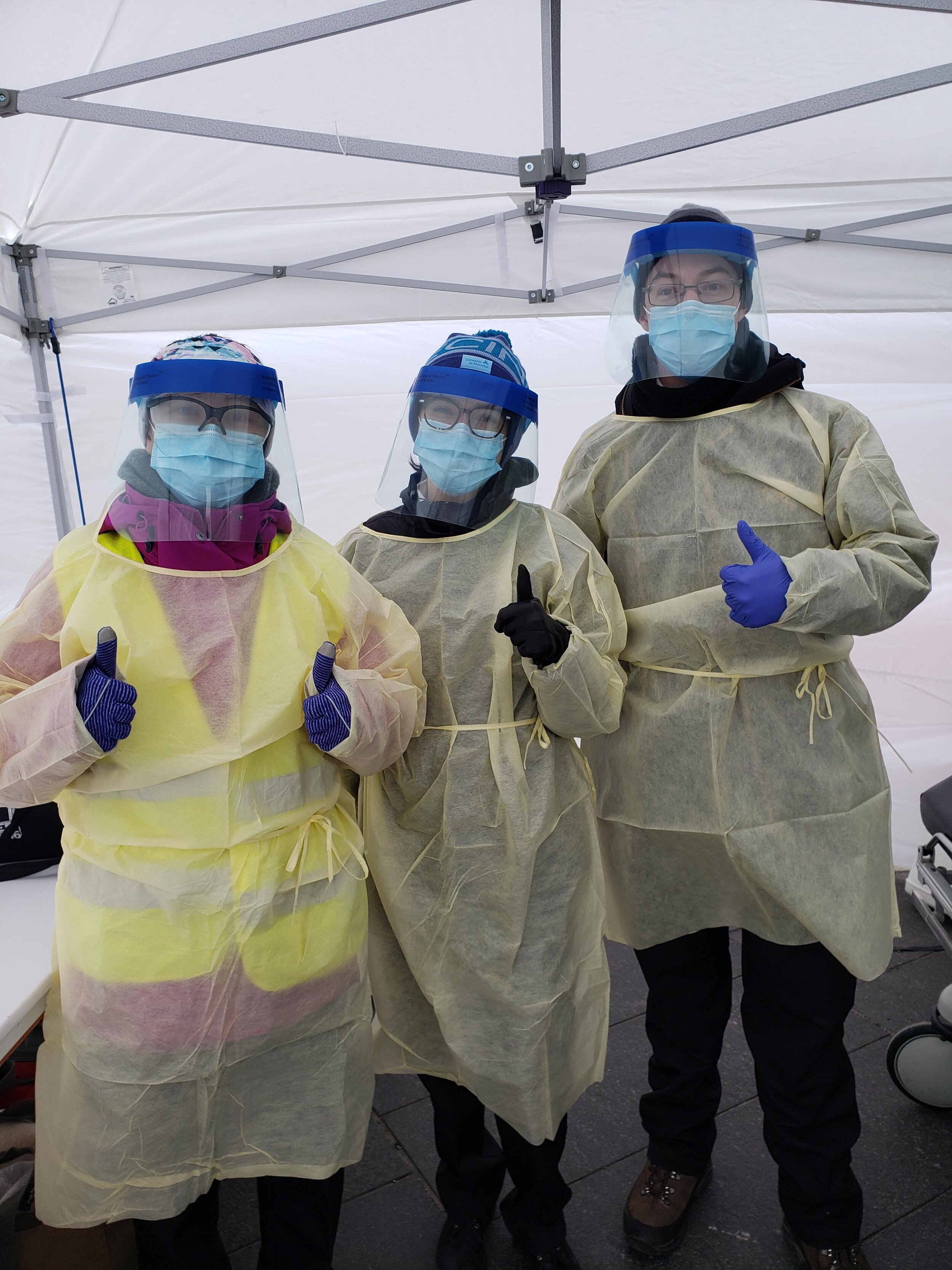 This is what it’s like working at a COVID-19 drive-thru test centre in Canada right now