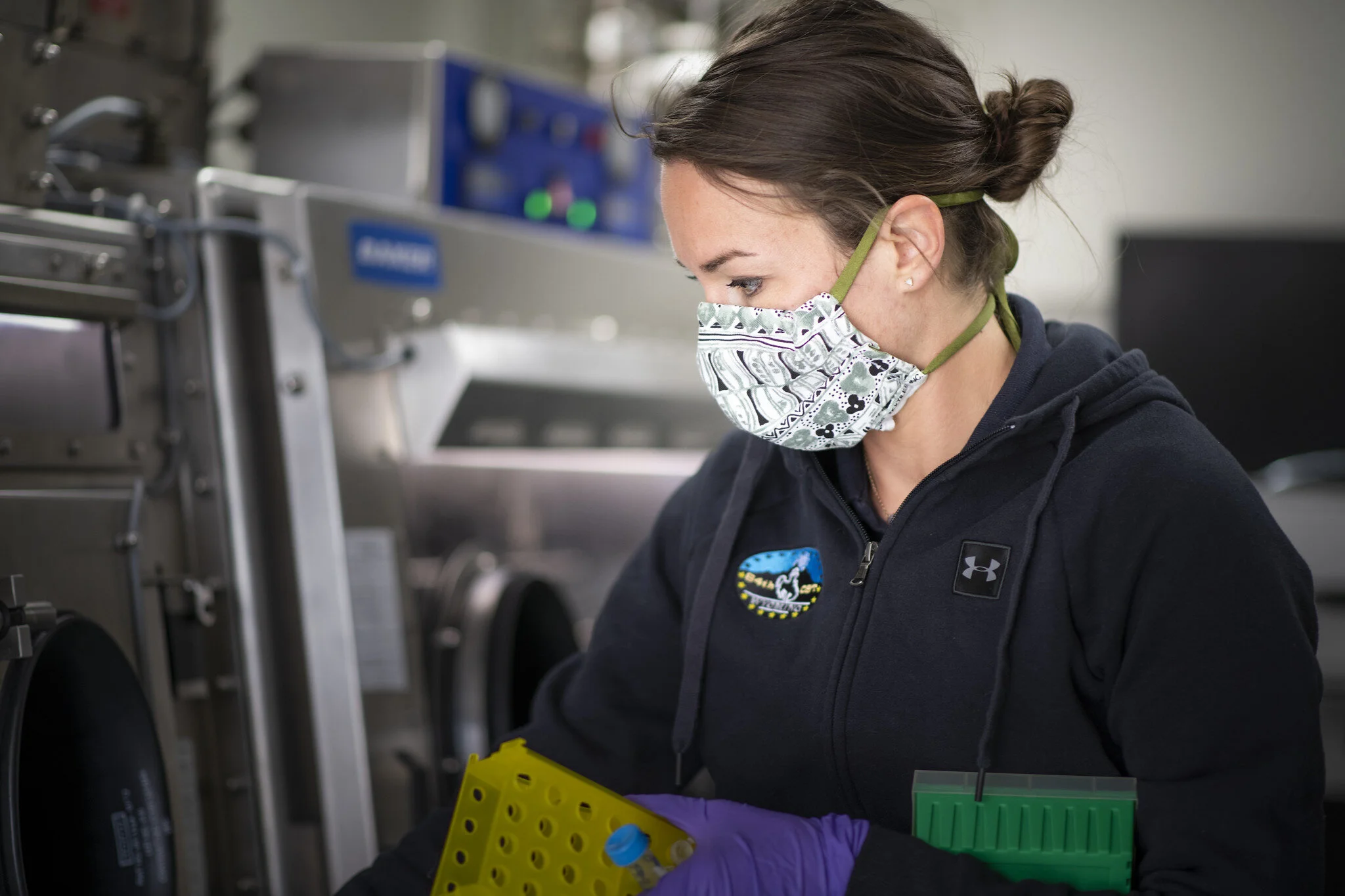 COVID-19 antibody tests are available in Toronto and this is how to get one