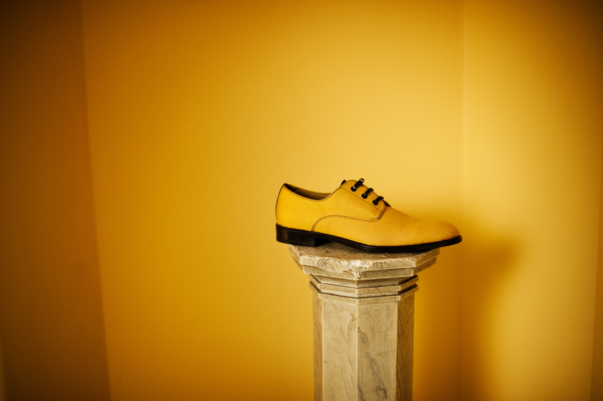 Lodger - Italian linen shoe with leather belt lace