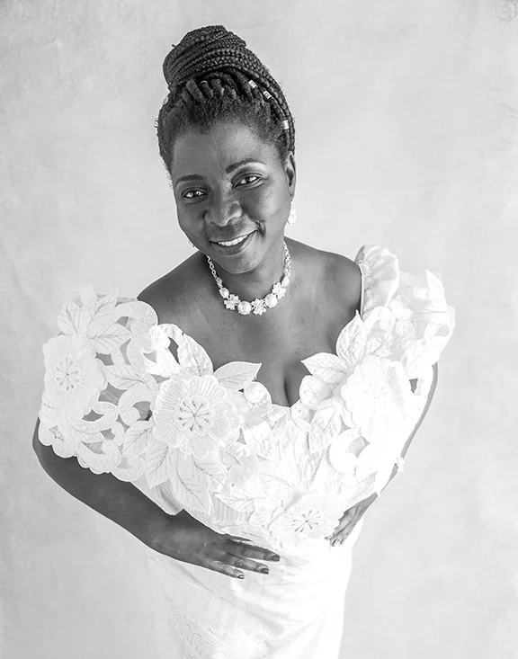 Teal_Gate_Studio_Women's Portrait (5 of 5).jpg