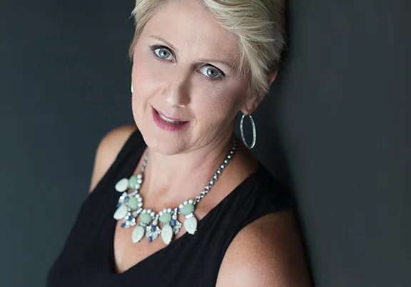 Teal_Gate_Studio_Women's Portrait 9_2017 (2 of 3).jpg