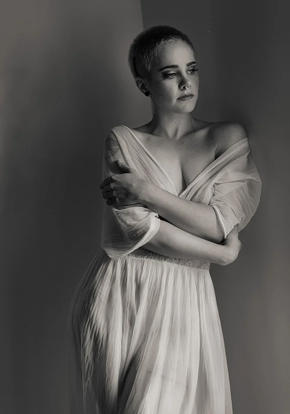 Teal_Gate_Studio_Women's Portrait 2018 (3 of 5).jpg