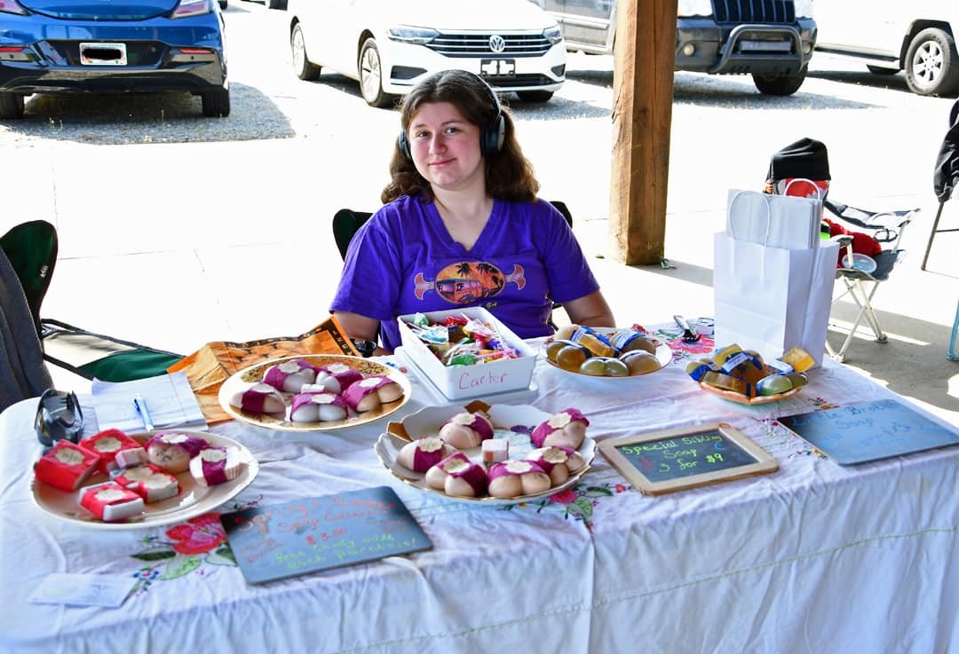 Young Artisan Market 4.jpg