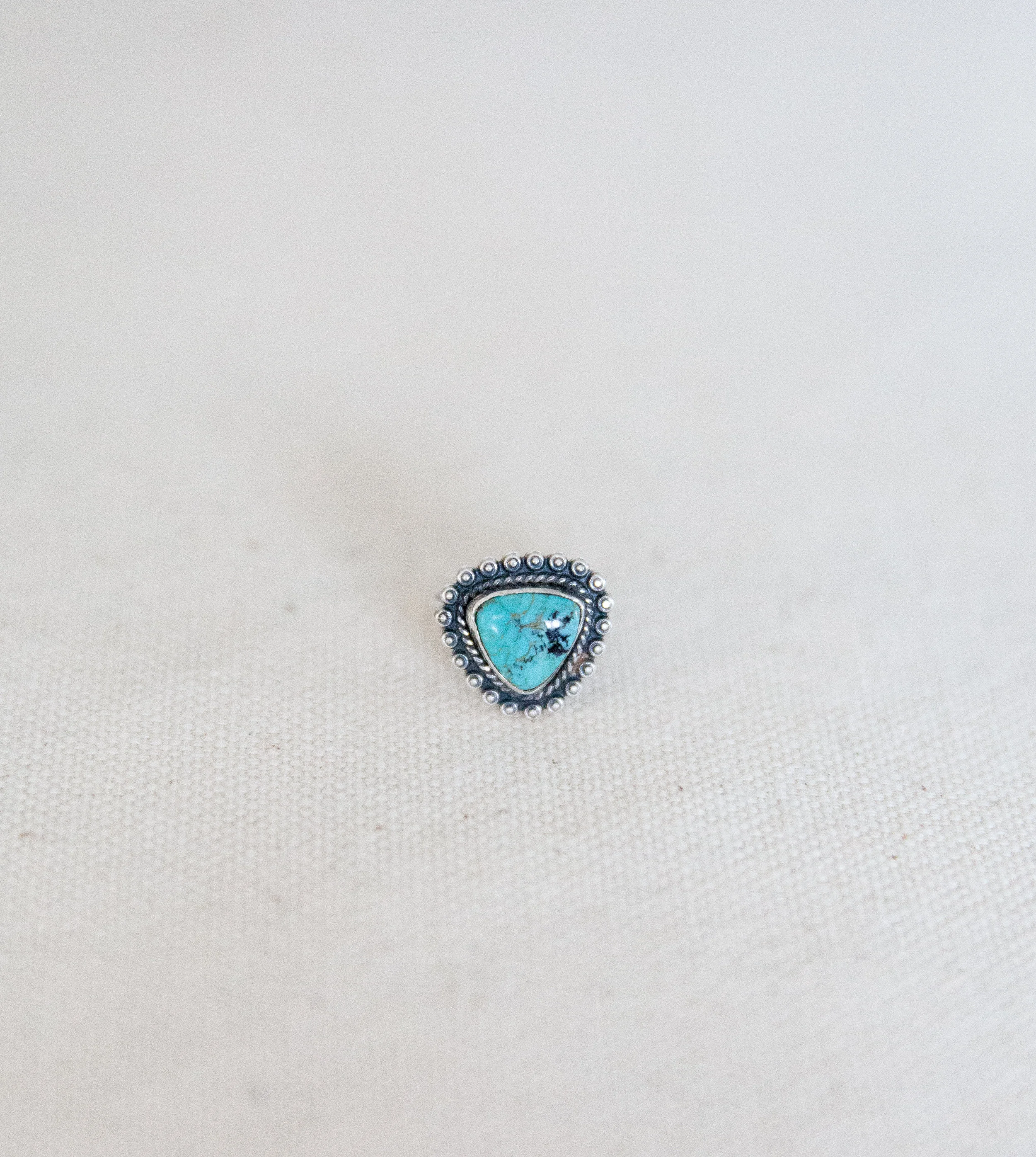 VINTAGE TURQUOISE TRIANGLE RING