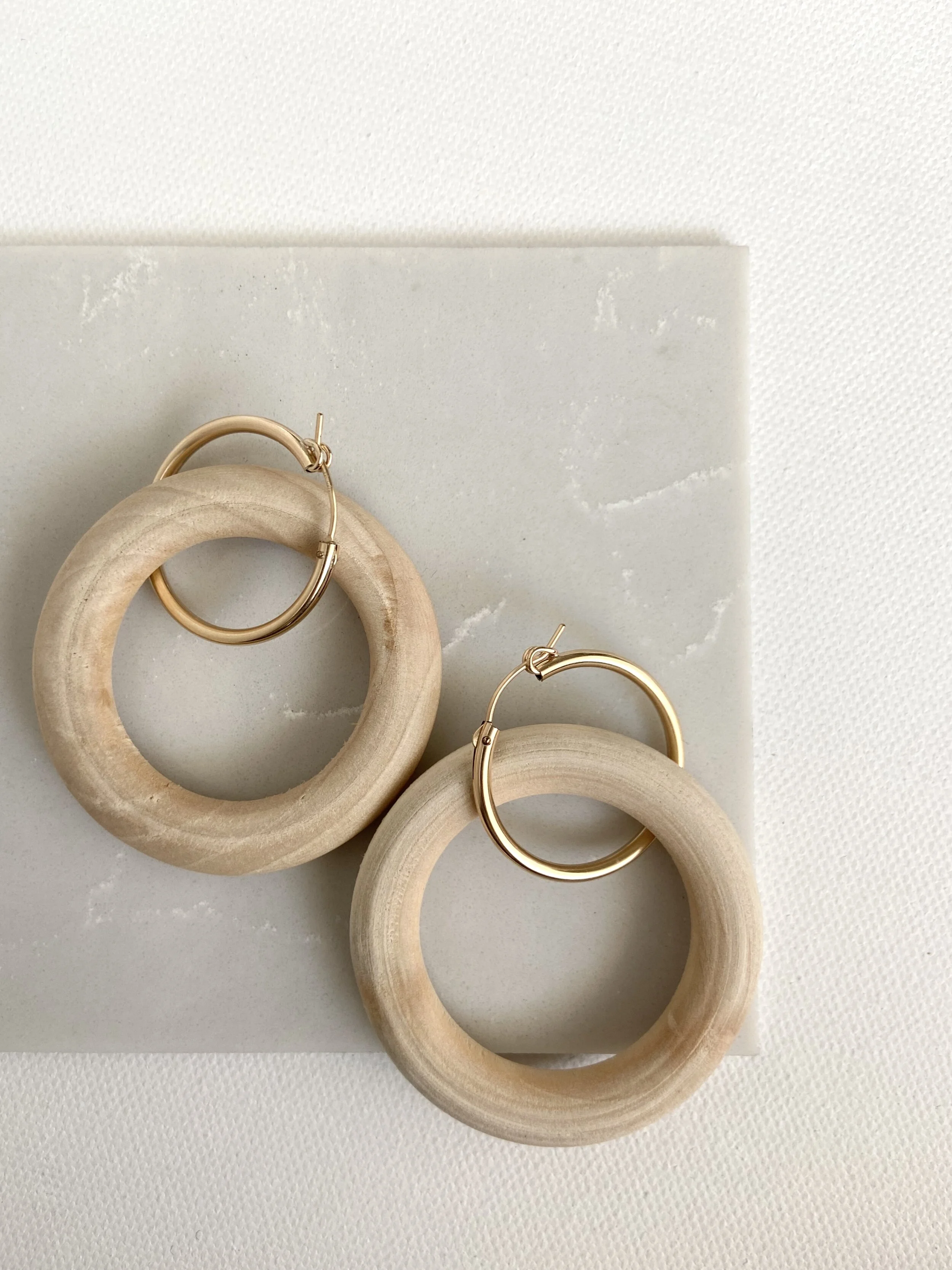 C992AD4F-BA54-4212-8A50-D31CDDFE9A36