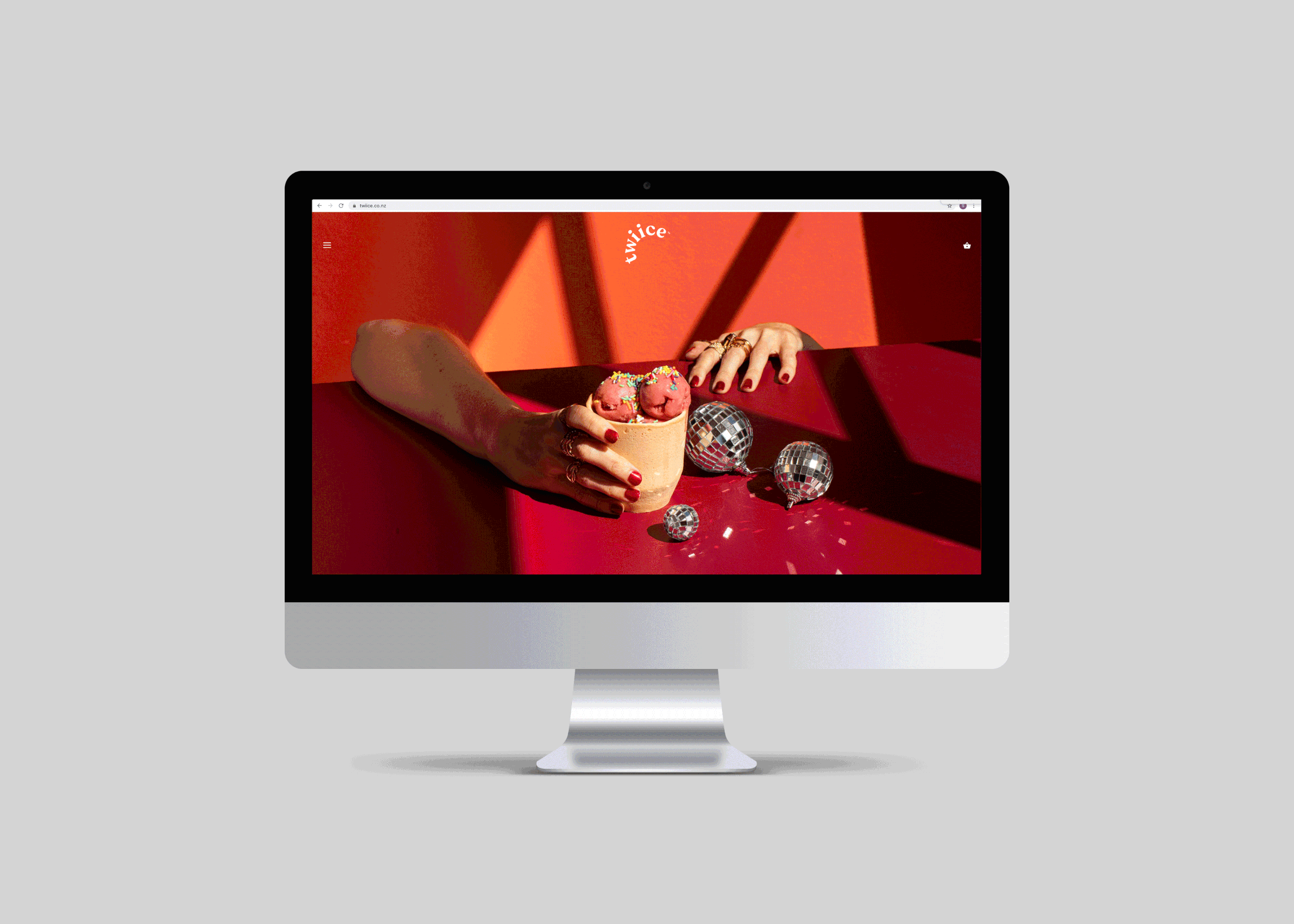 twiice-iMacV2.gif